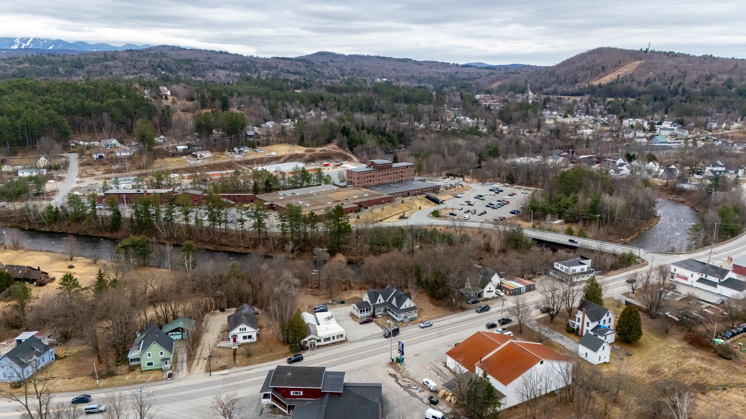 226-240 Union St, Littleton, NH 03561