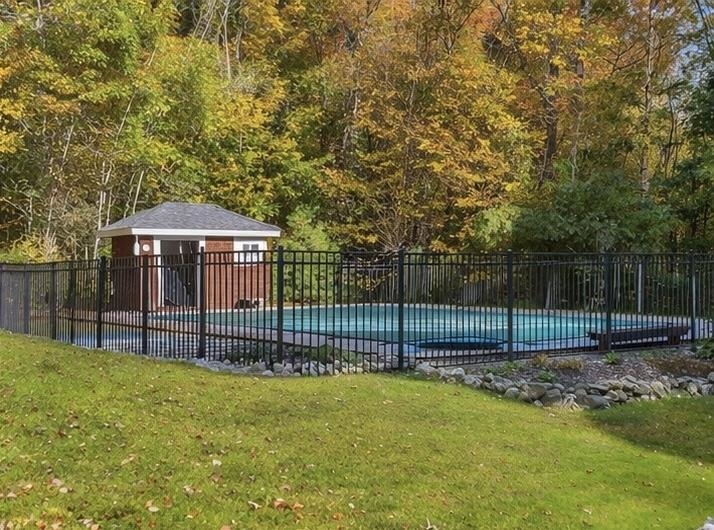 59 Davis Crossing Rd, New Durham, NH 03855