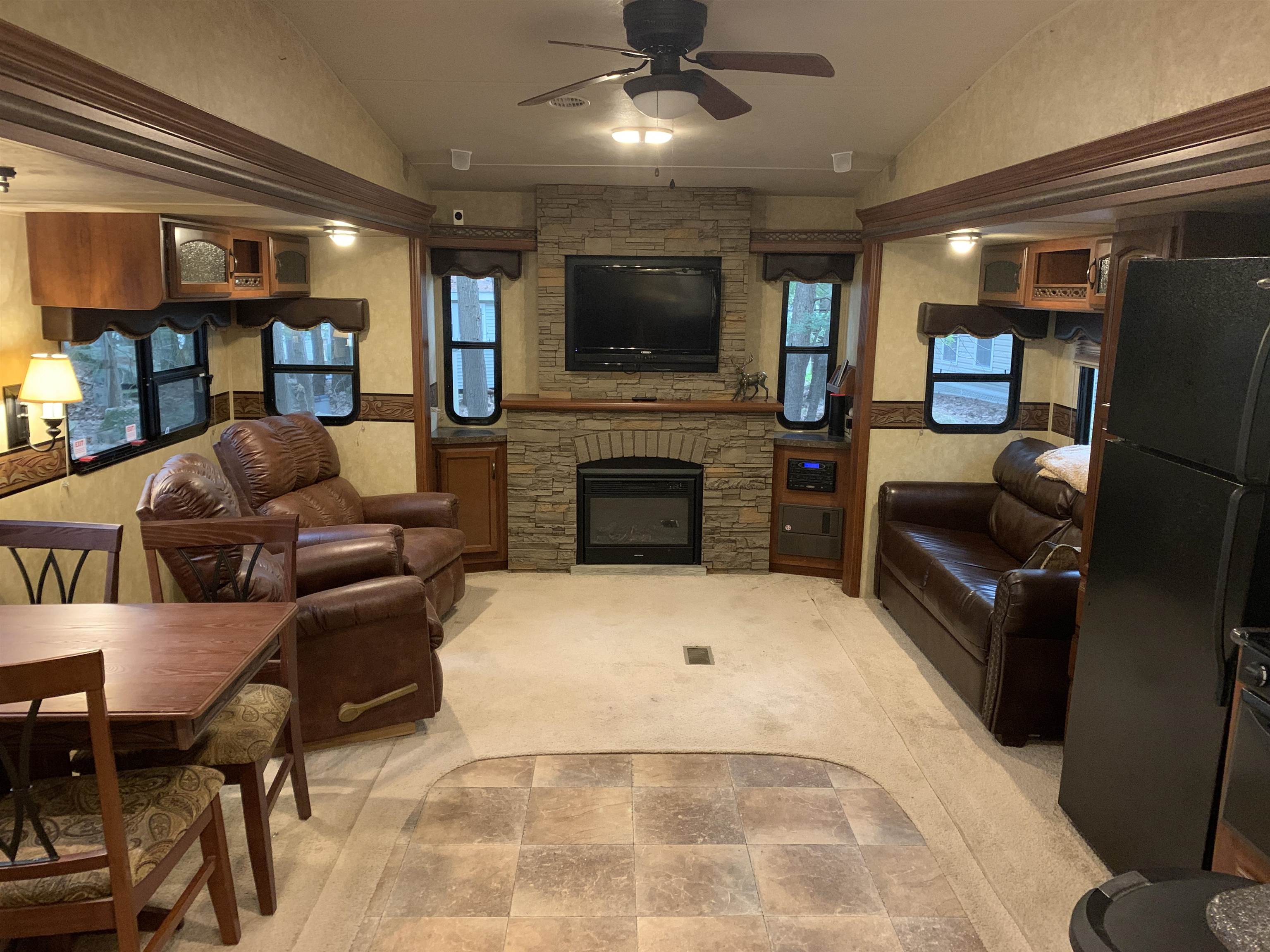 591 Weirs Blvd, Laconia, NH 03246