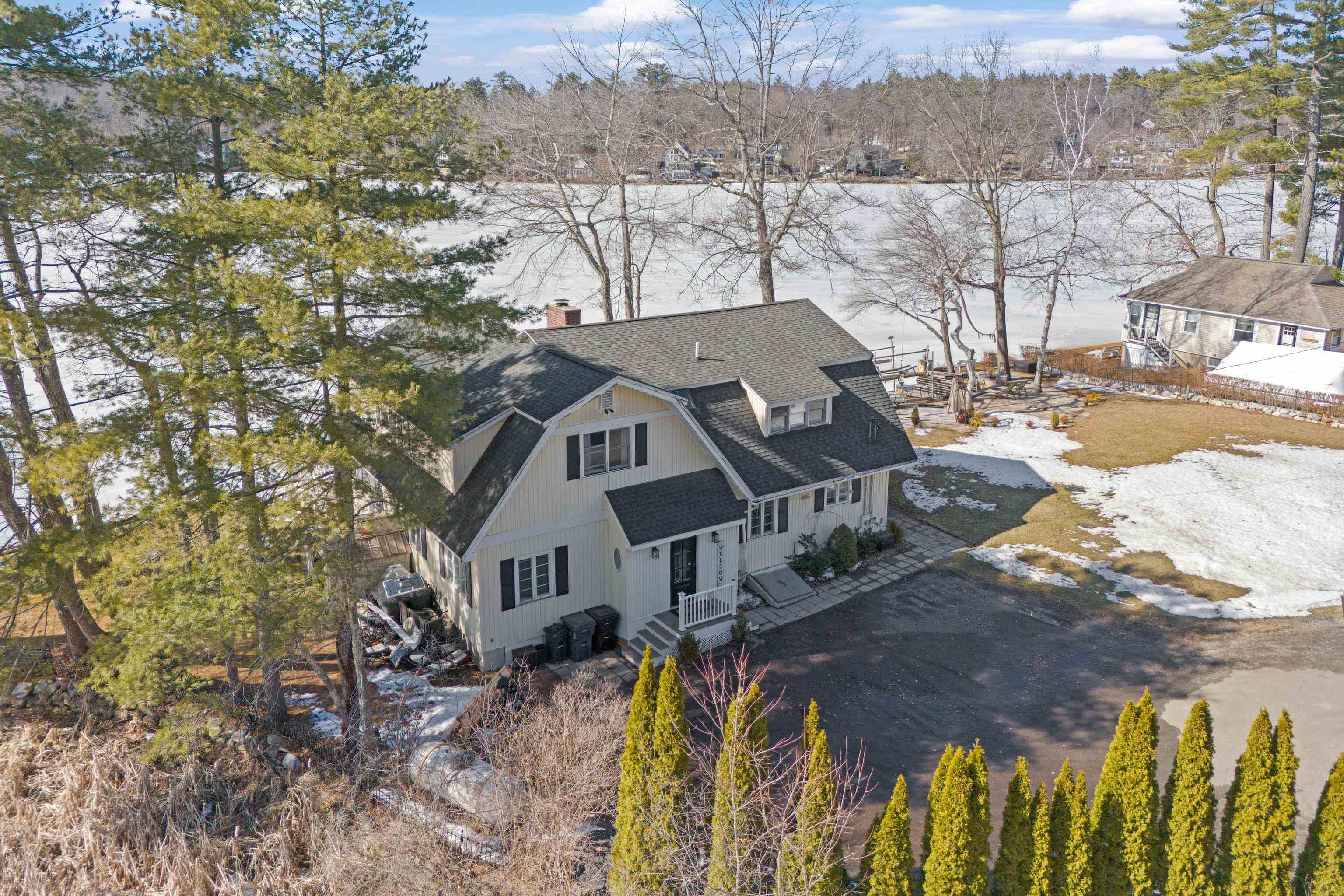 29-31 Walkeys Rd, Windham, NH 03087