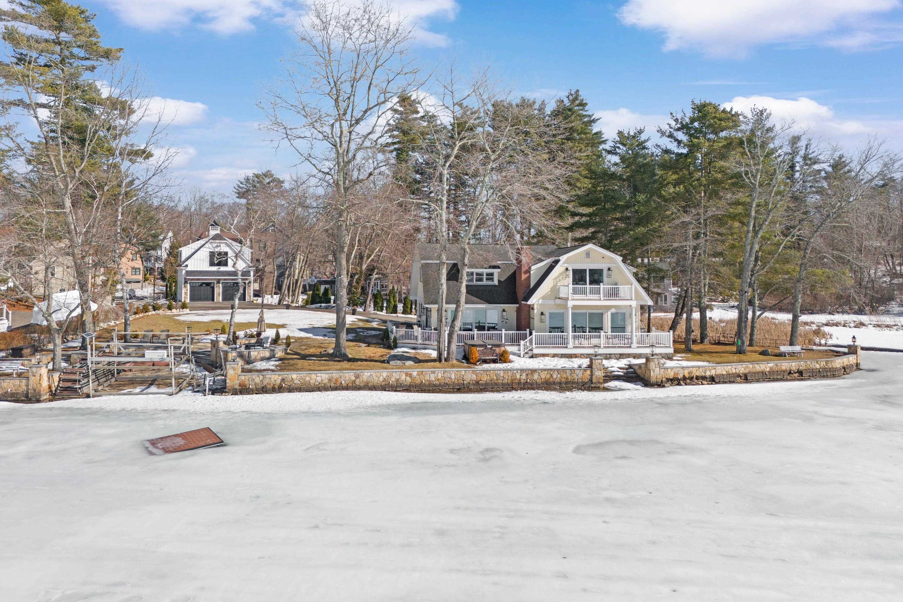 29-31 Walkeys Rd, Windham, NH 03087