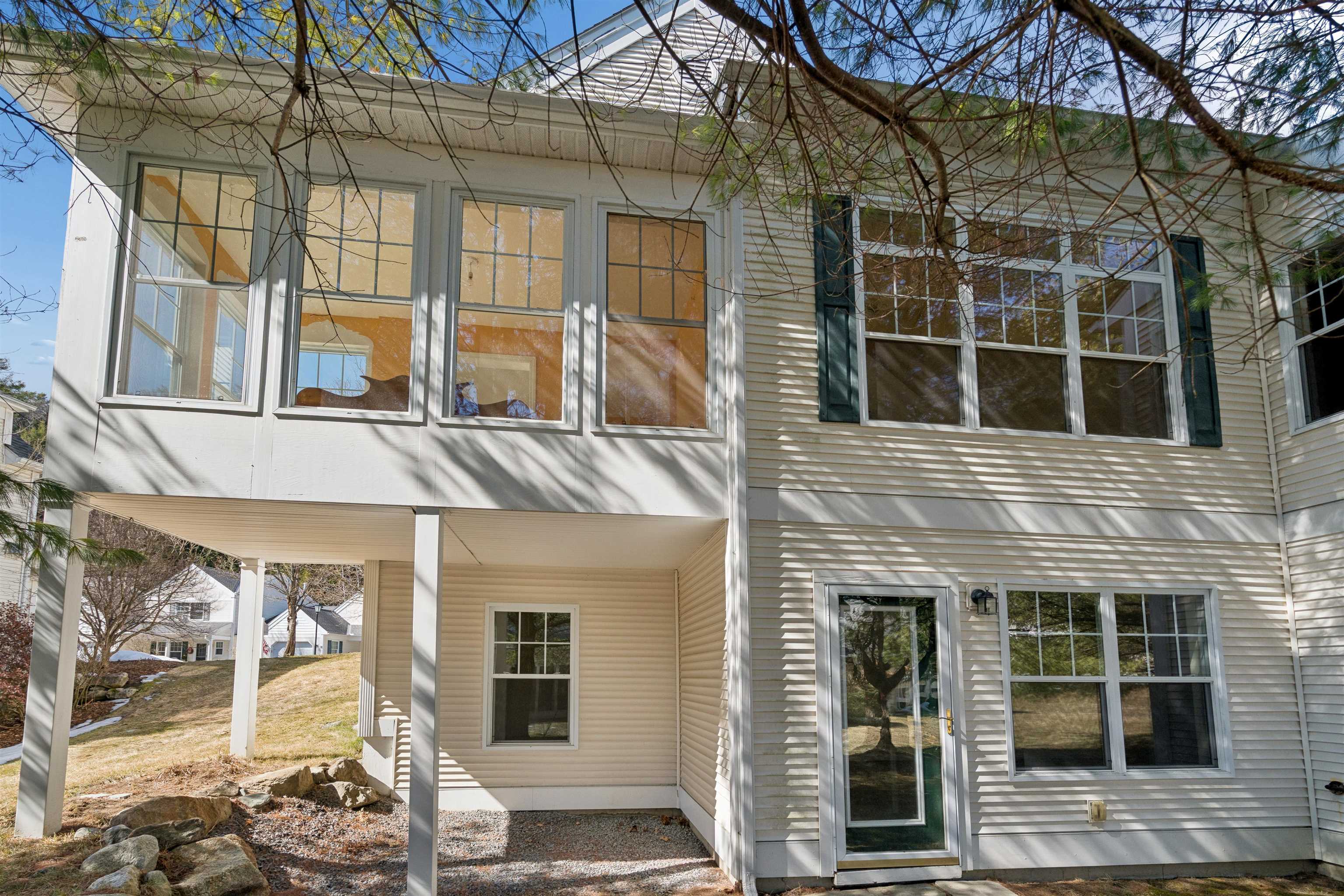 18 Linden Dr, Lebanon, NH 03784