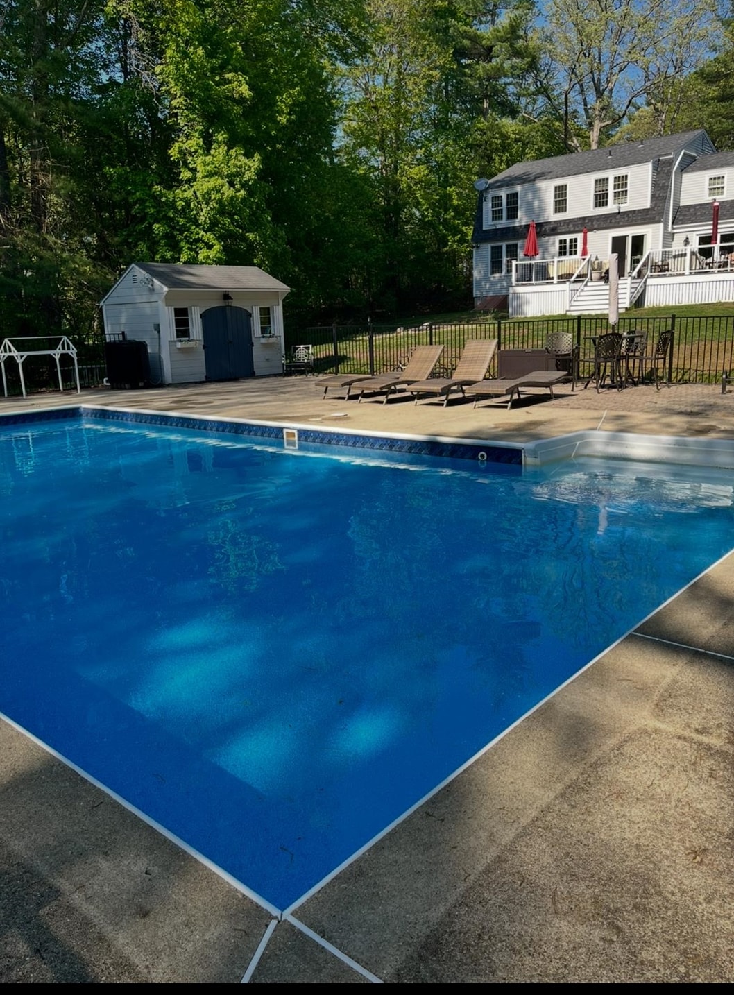 7 Kent St, Windham, NH 03087