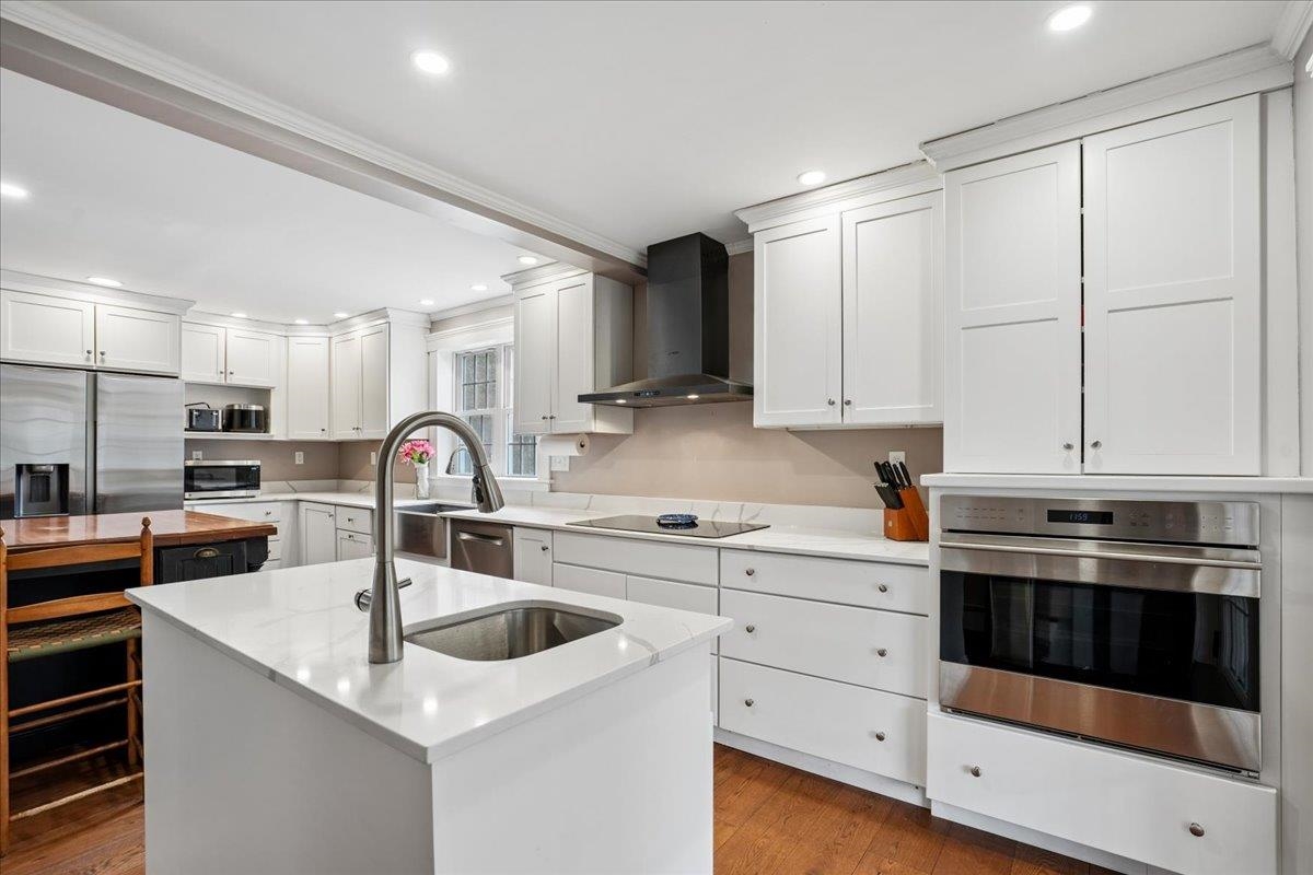 10 Mountain Rd, Greenfield, NH 03047