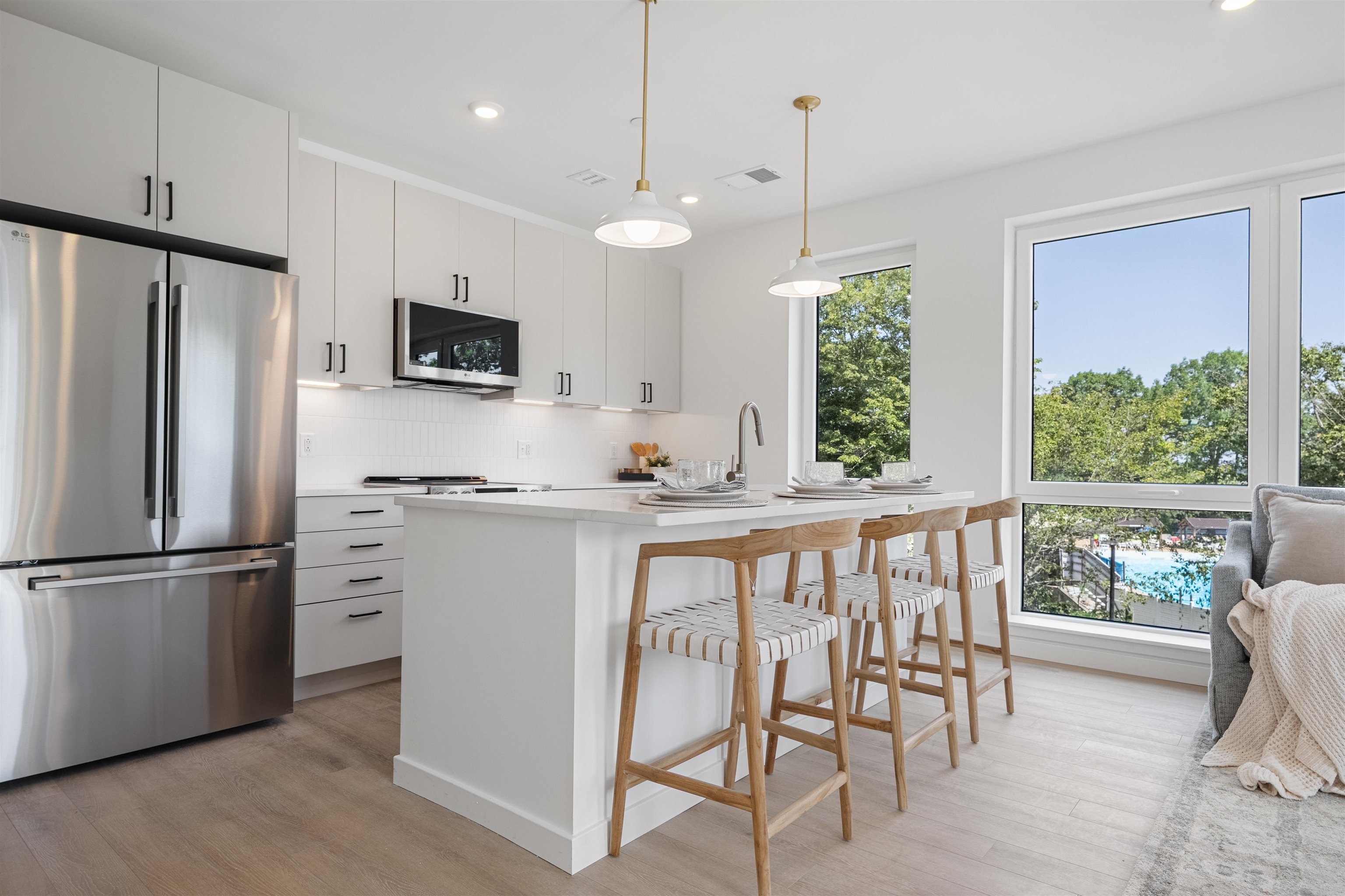 80 Constitution Ave, Portsmouth, NH 03801