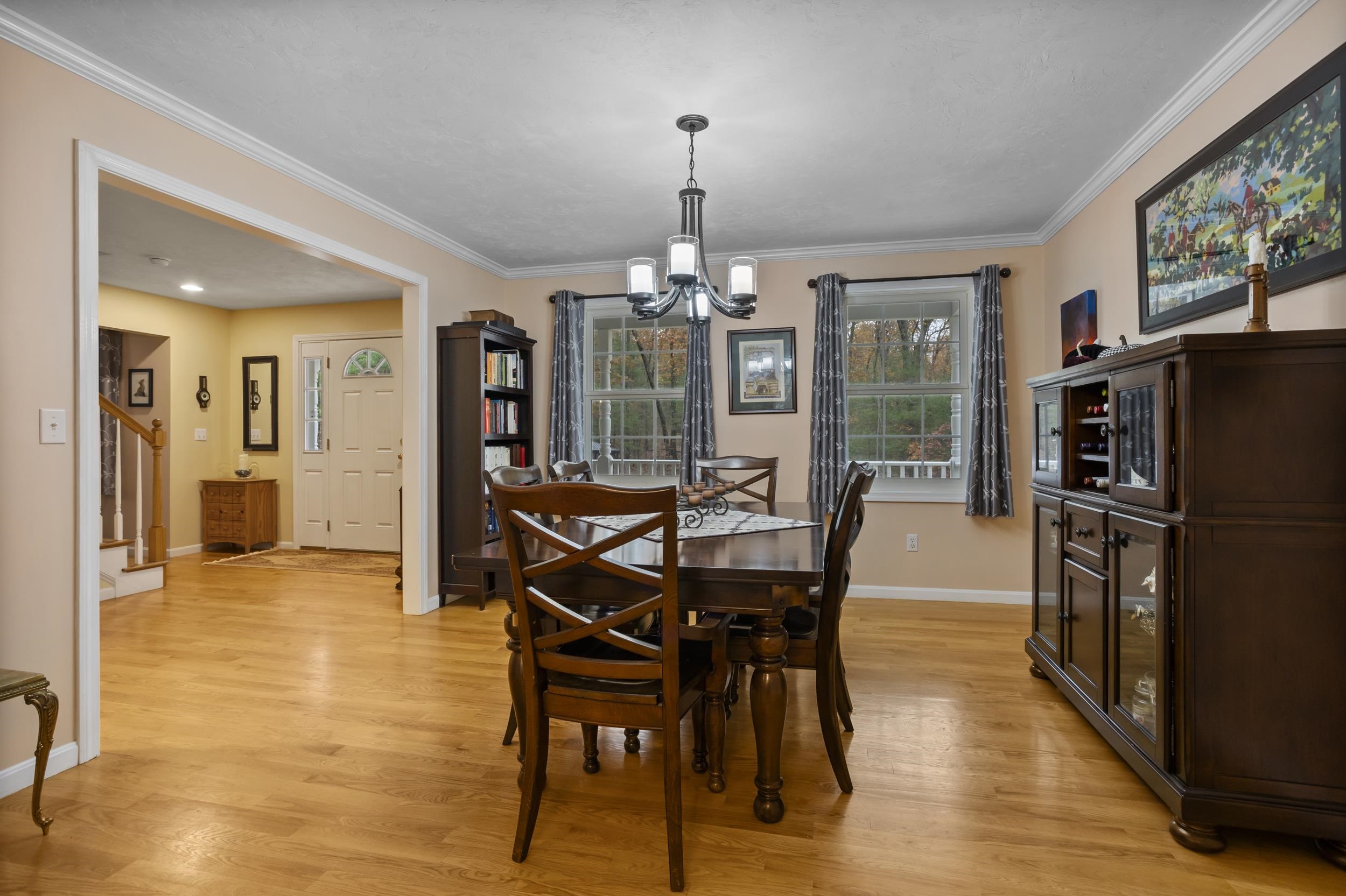 136 Wyndridge Cir, Pelham, NH 03076