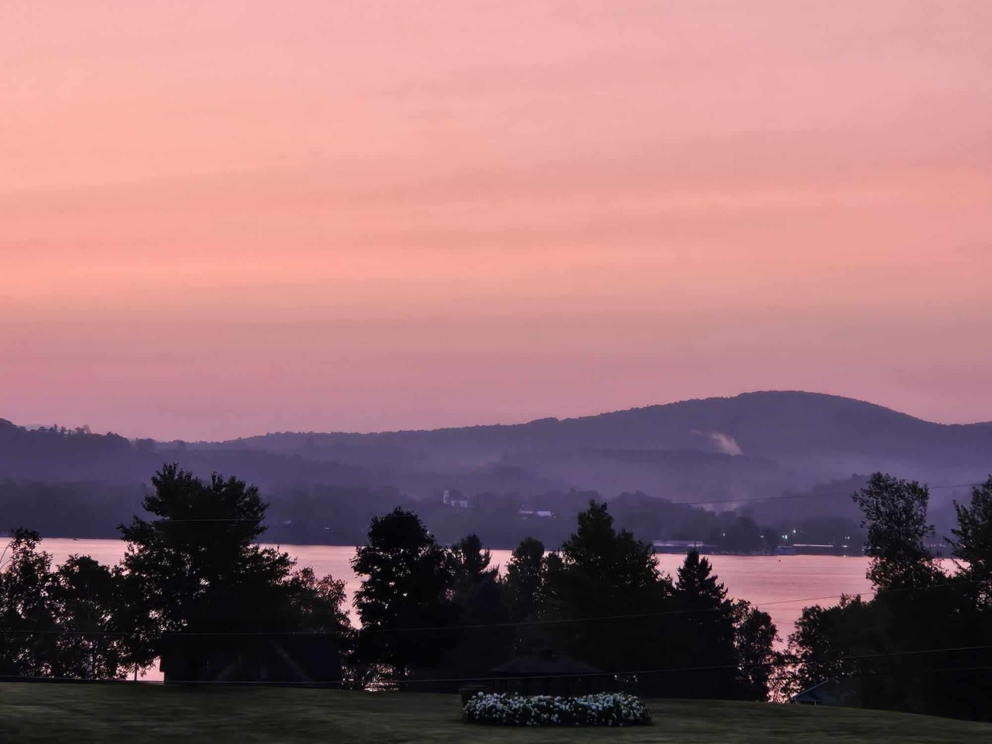 29 Campbell Rd, Newport City, VT 05855