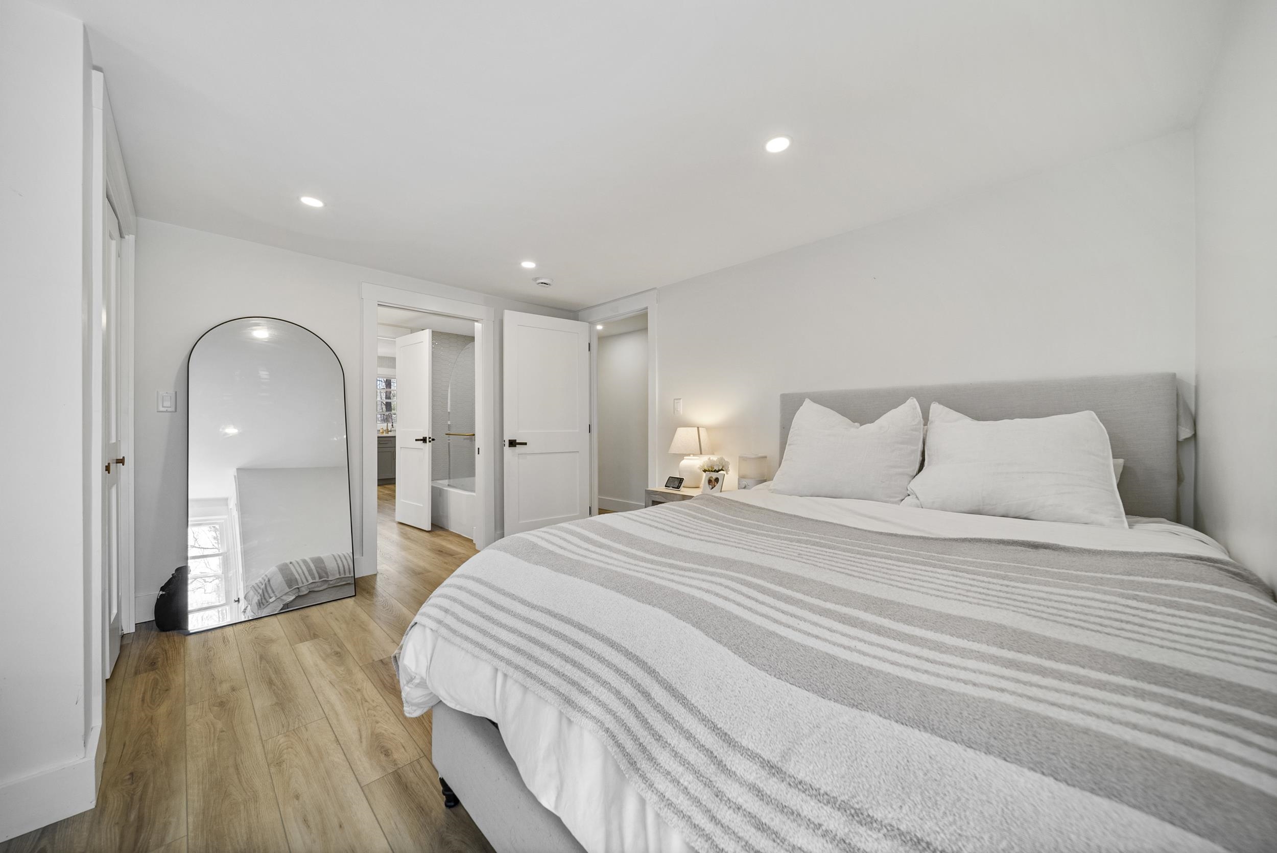 5 Wentworth Dr, Newton, NH 03858