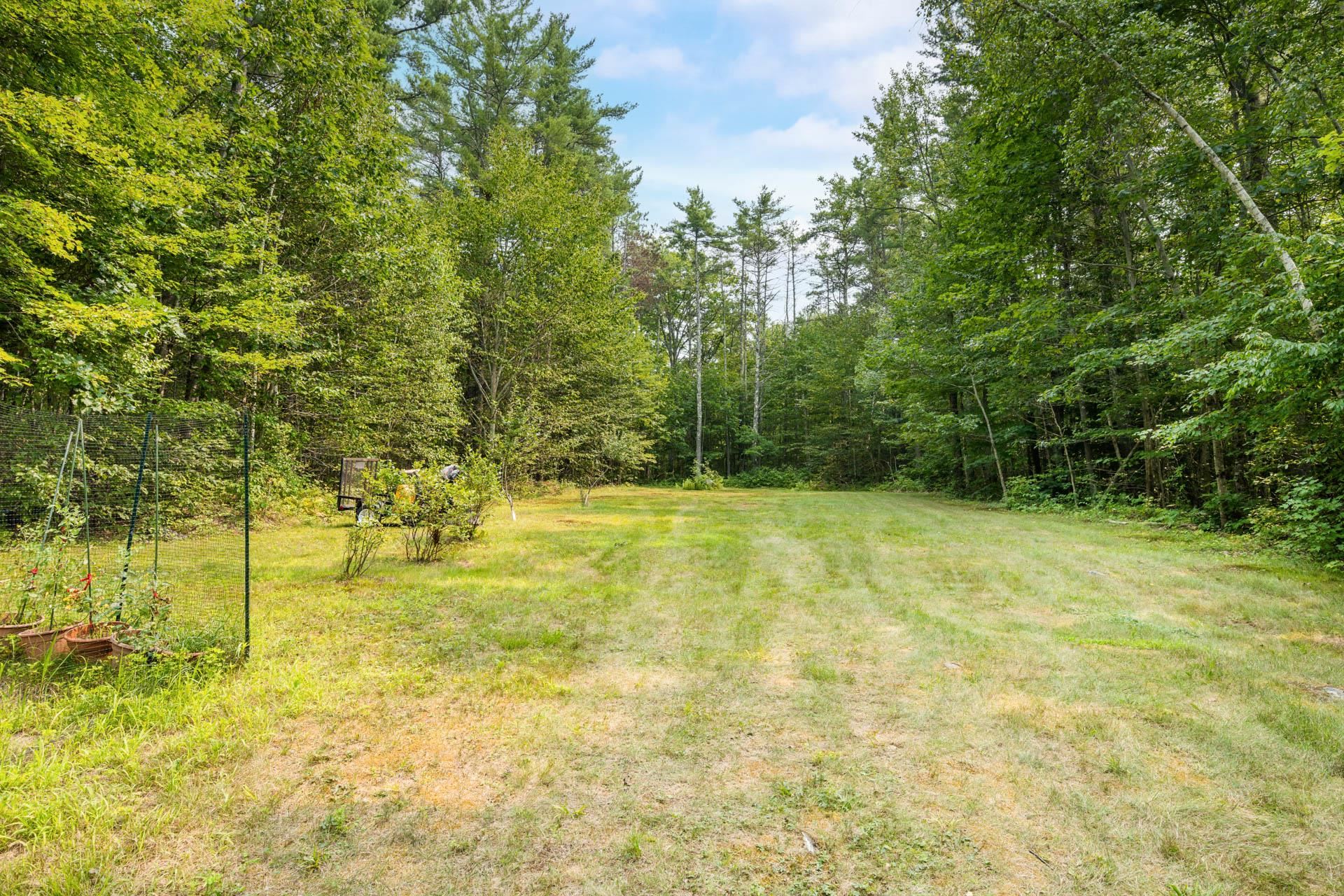 21 Sunset Lake Rd, Greenfield, NH 03047