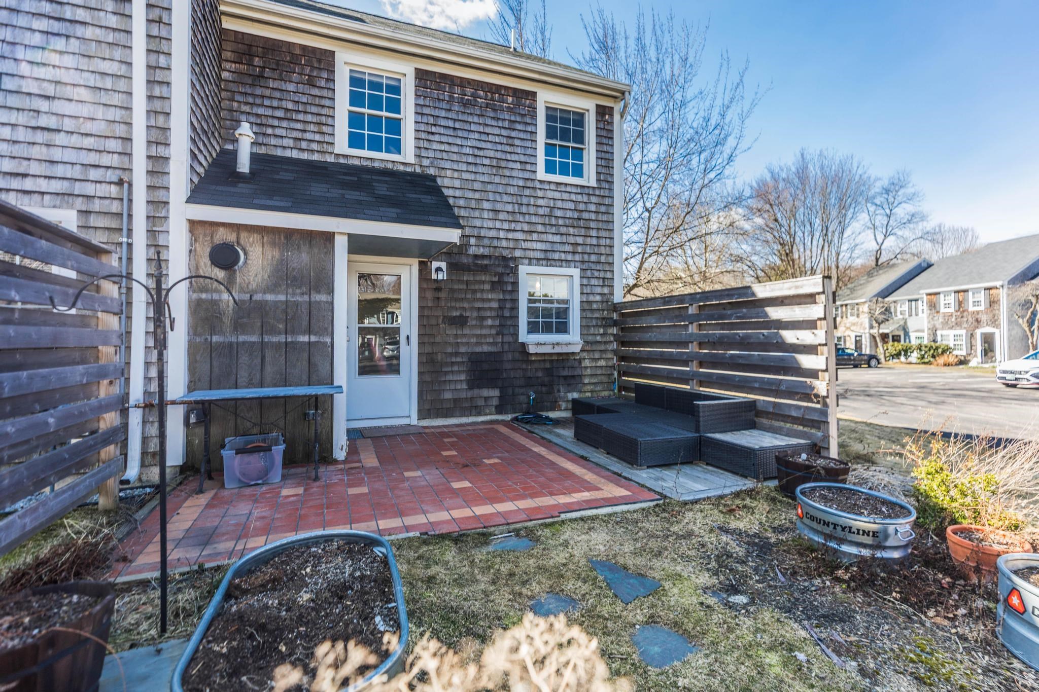 1275 Maplewood Ave #38, Portsmouth, NH 03833