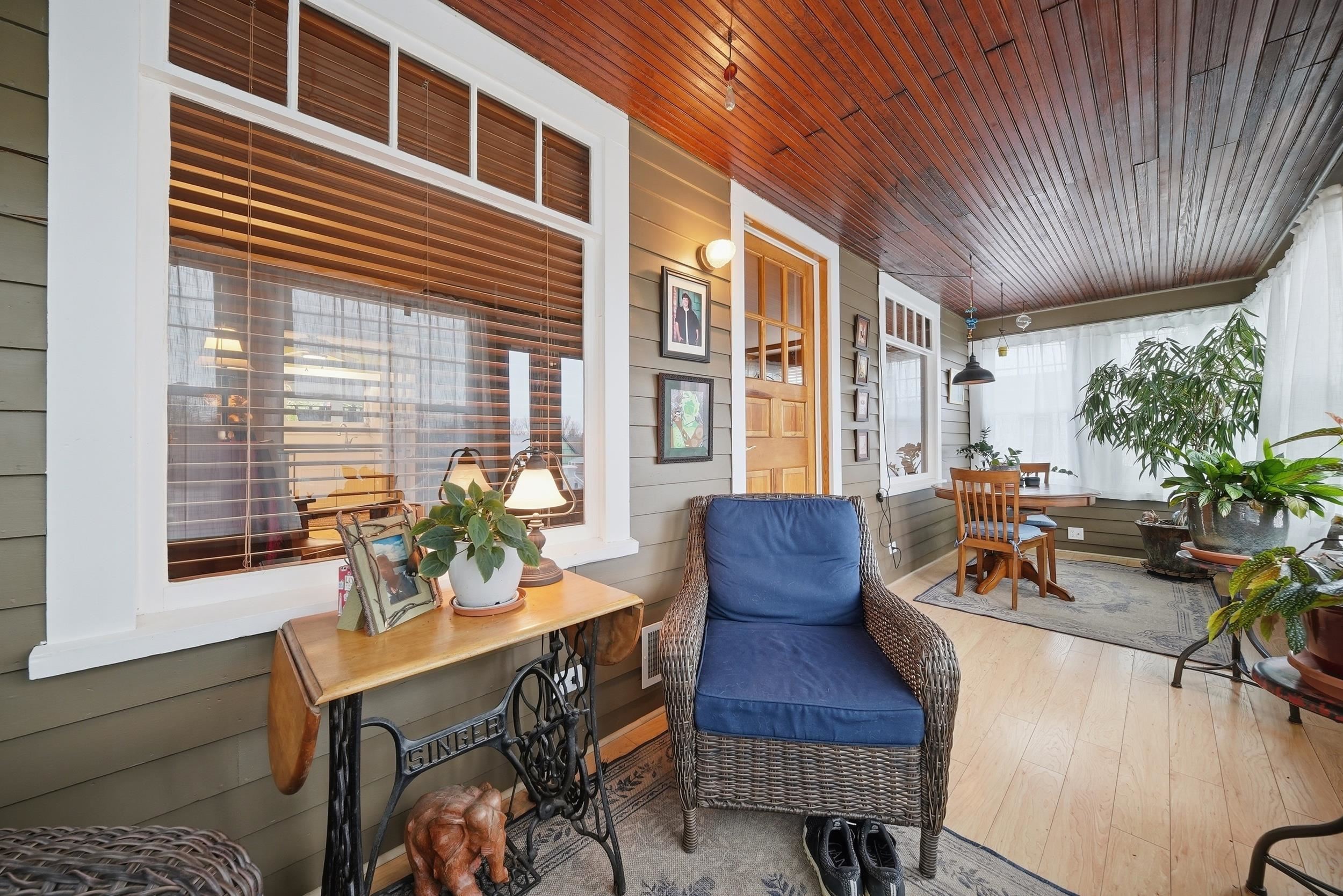 11 Woodbury St, Keene, NH 03431