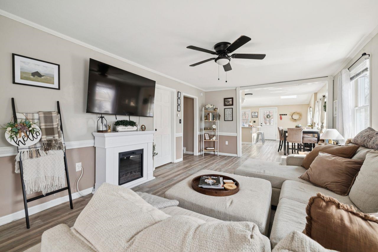 377 Smyth Rd, Manchester, NH 03104