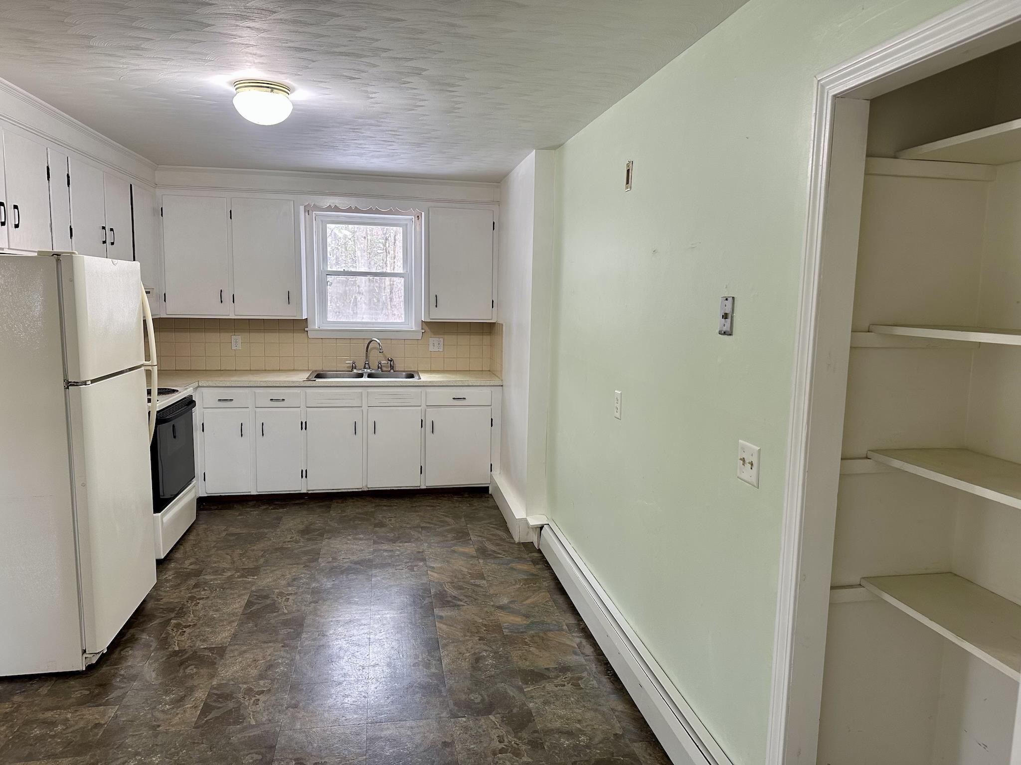 94 Maple St, Somersworth, NH 03878