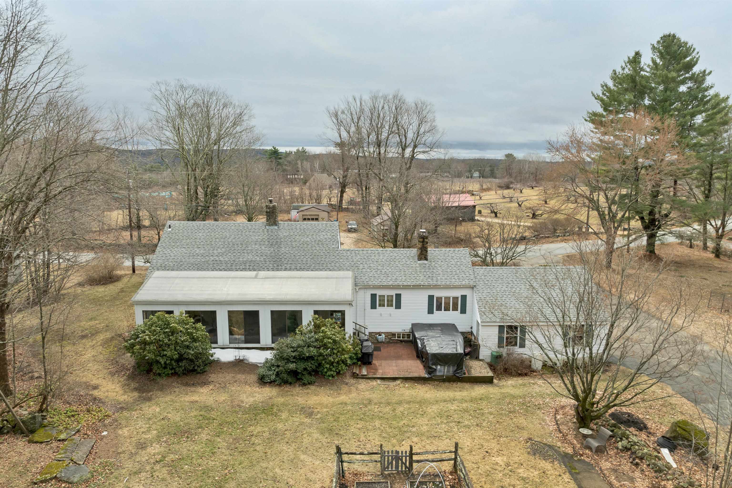 189 Leavitt Rd, Belmont, NH 03220