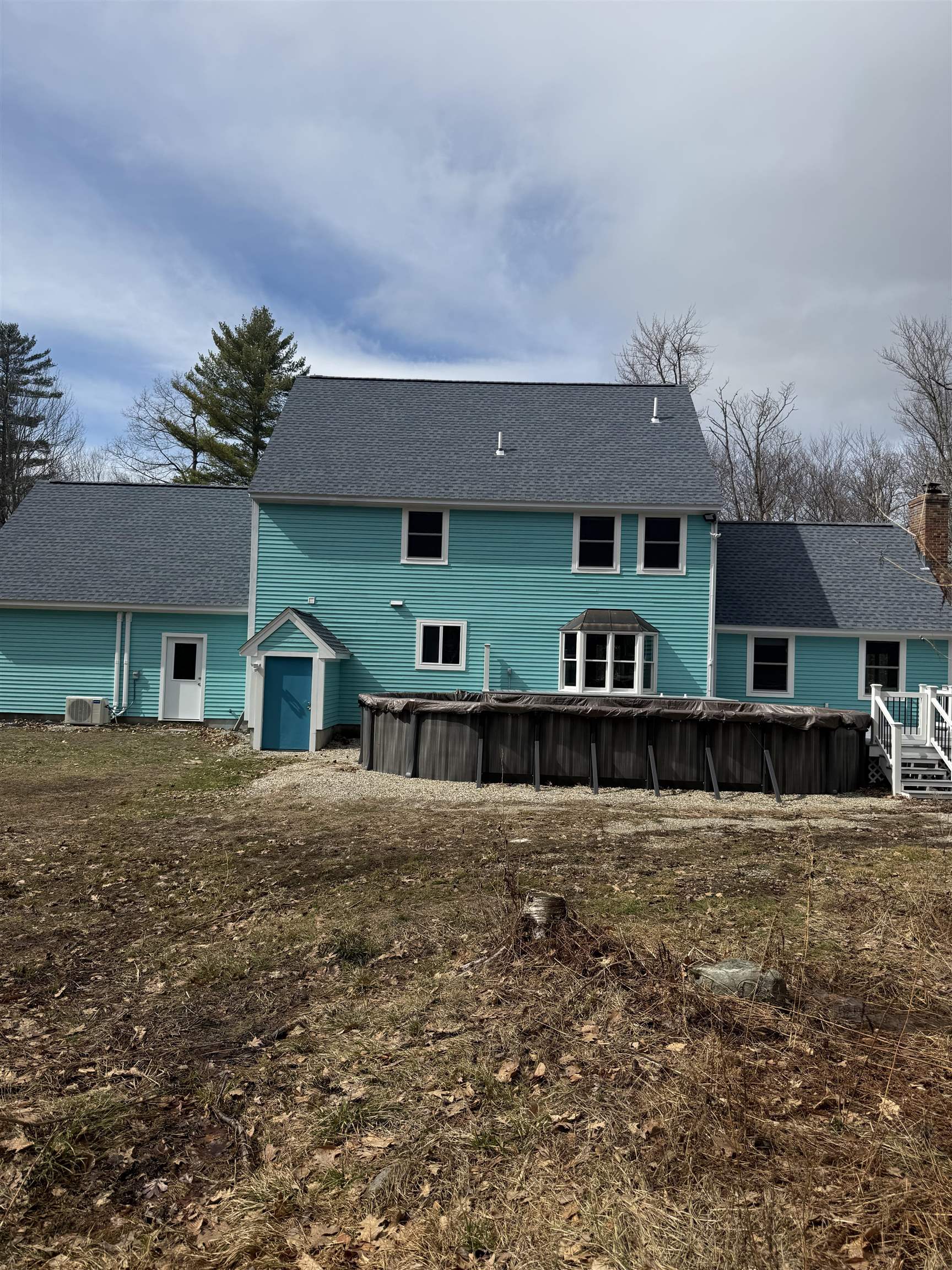 191 Plummer Hill Rd, Henniker, NH 03242