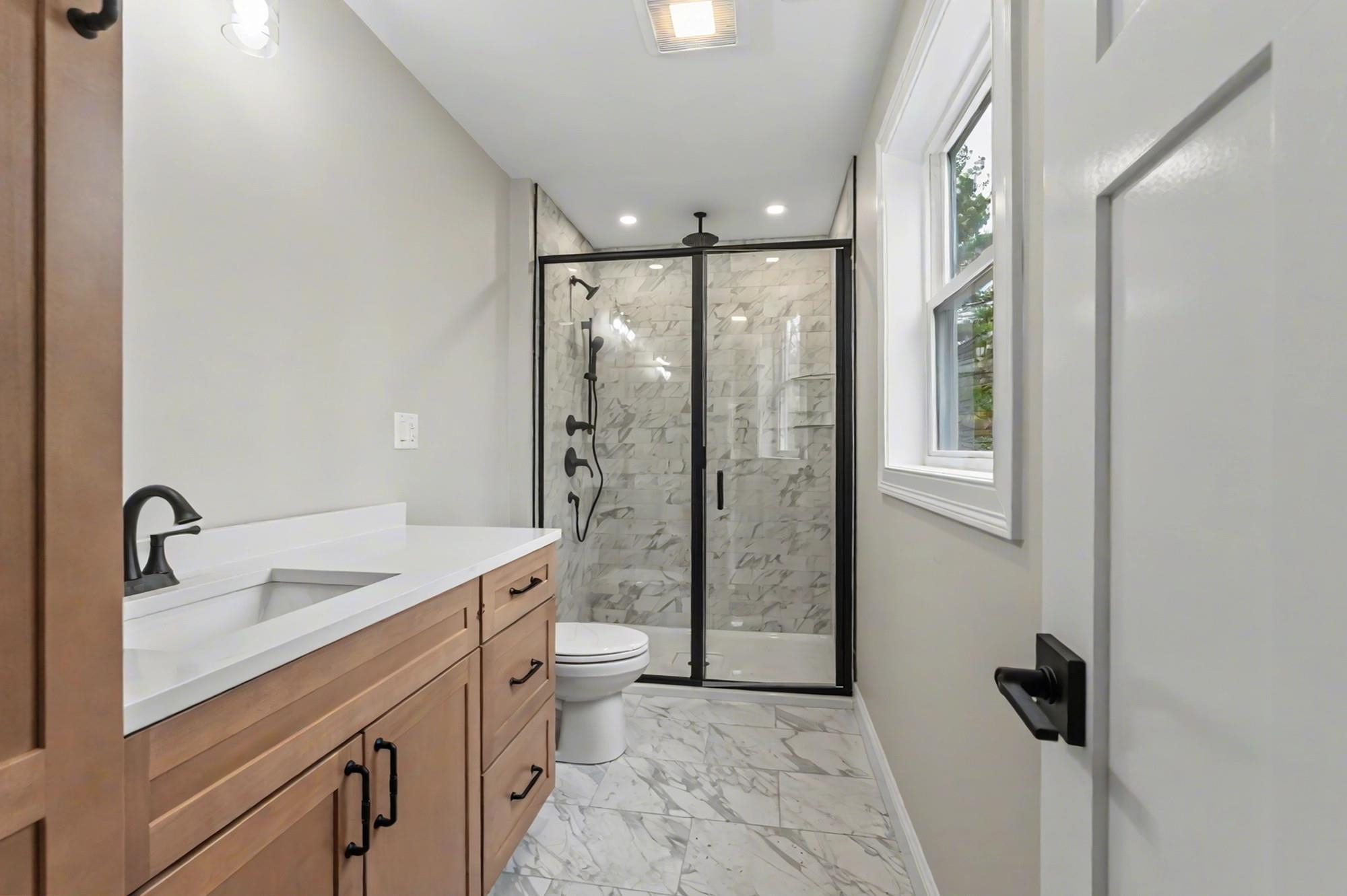 82 Wilton Rd, Milford, NH 03055