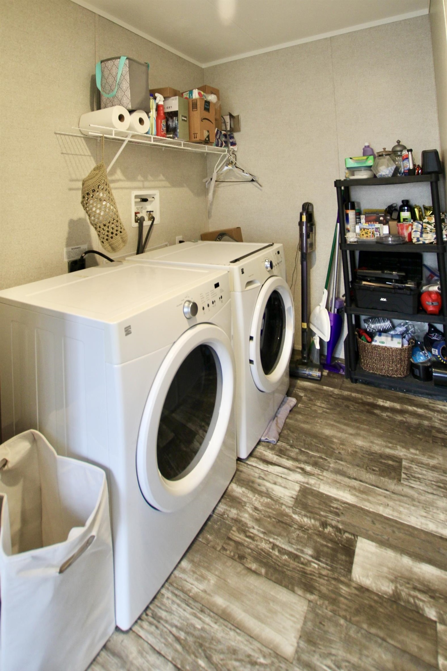 82 Orange St, Farmington, NH 03835