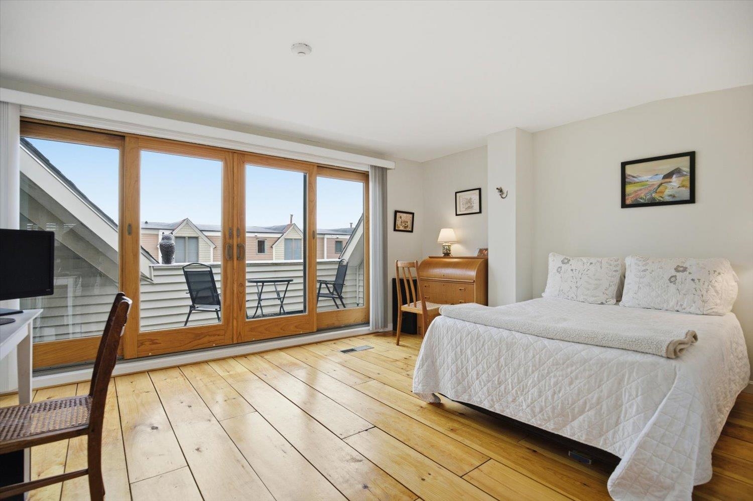 989 Ocean Blvd, Hampton, NH 03842