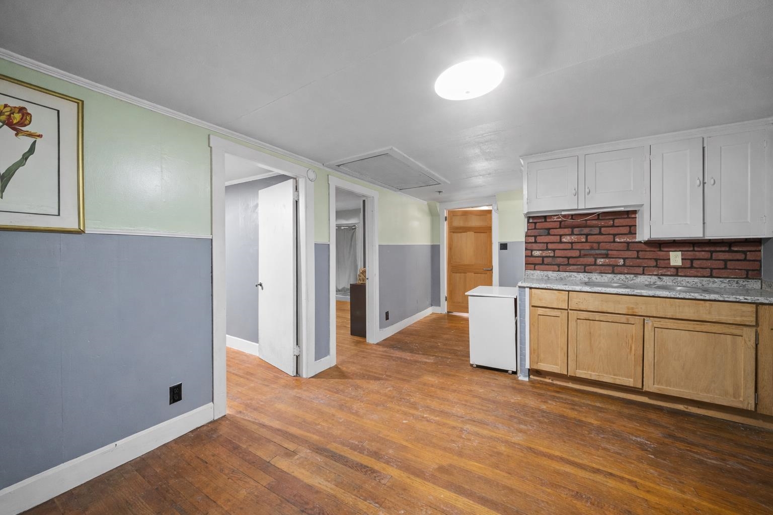 13 Mechanic St, Farmington, NH 03835