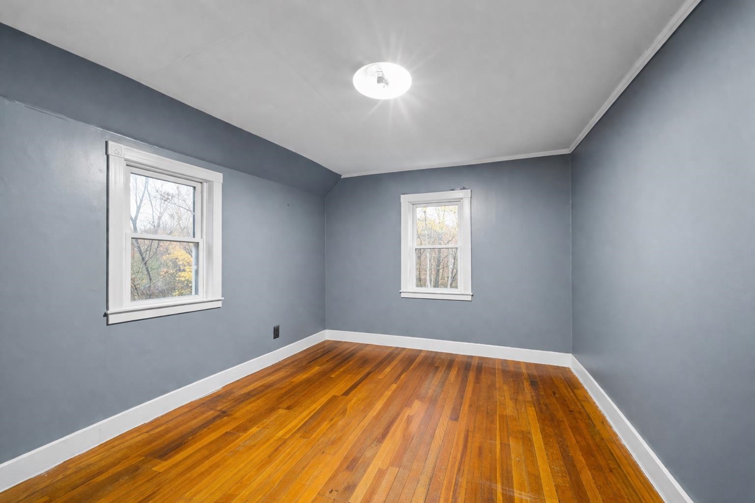 13 Mechanic St, Farmington, NH 03835