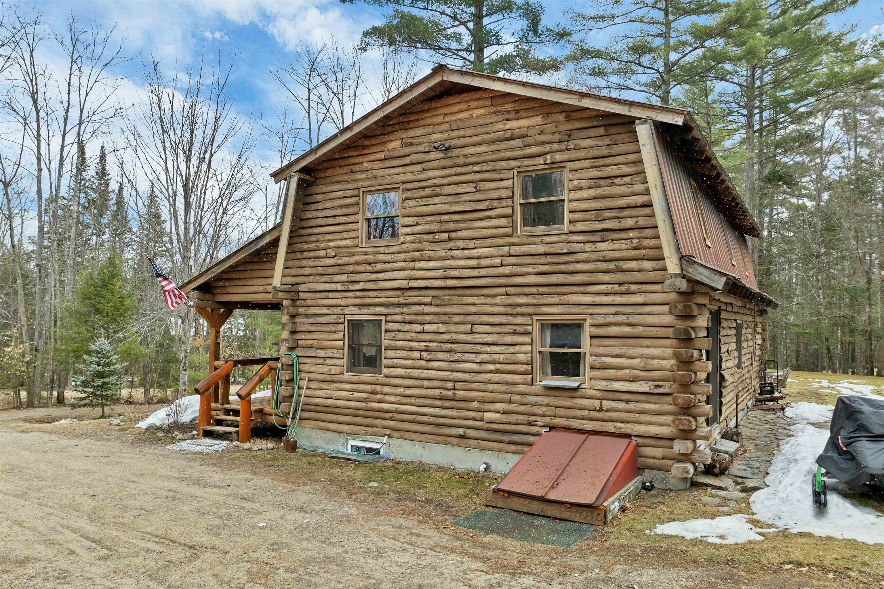 109 Mountain View Rd, Campton, NH 03223