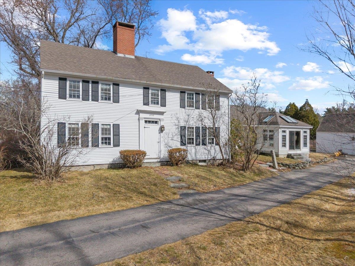 146 Drinkwater Rd, Kensington, NH 03833