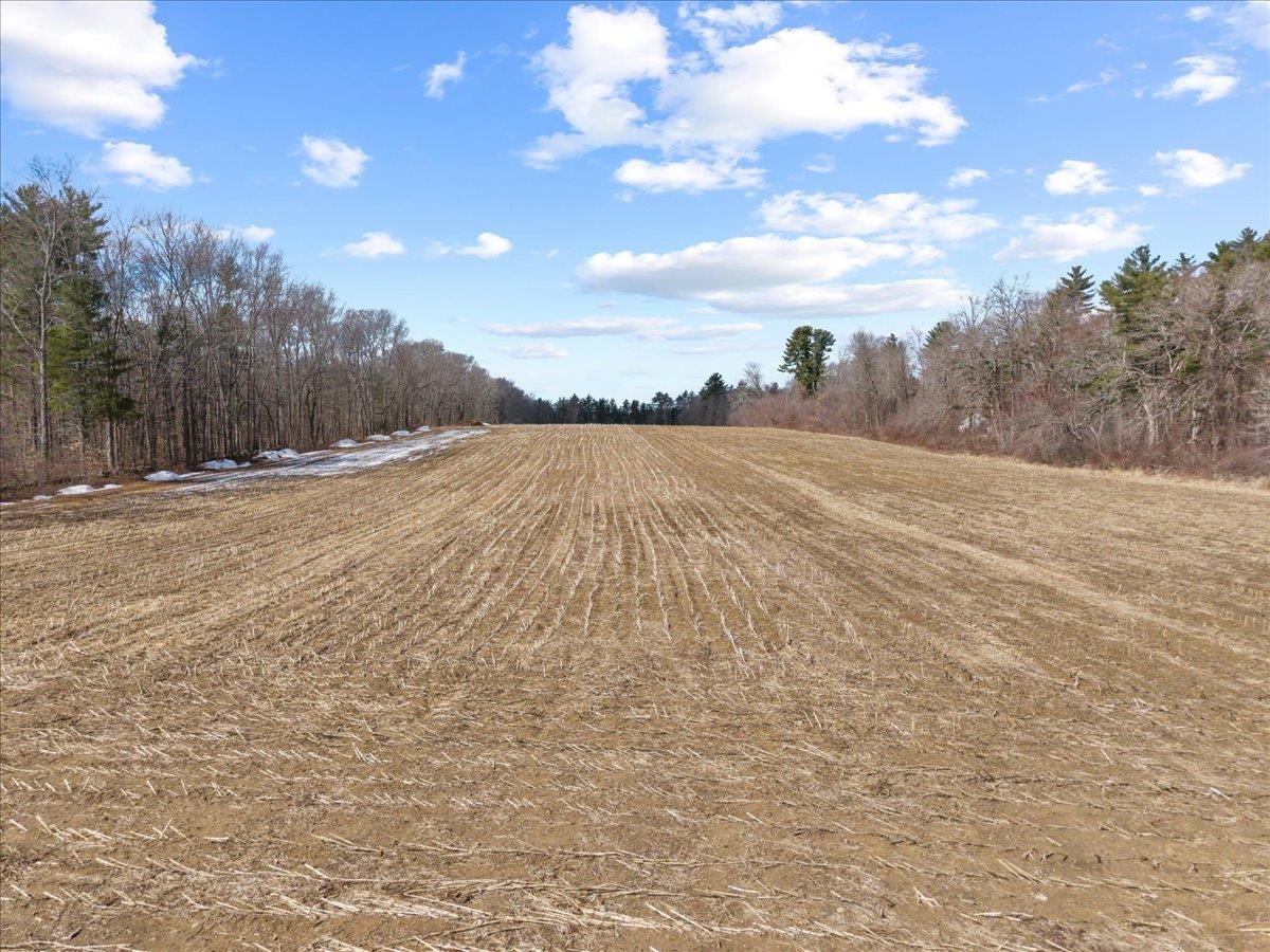 153 Drinkwater Rd, Kensington, NH 03833