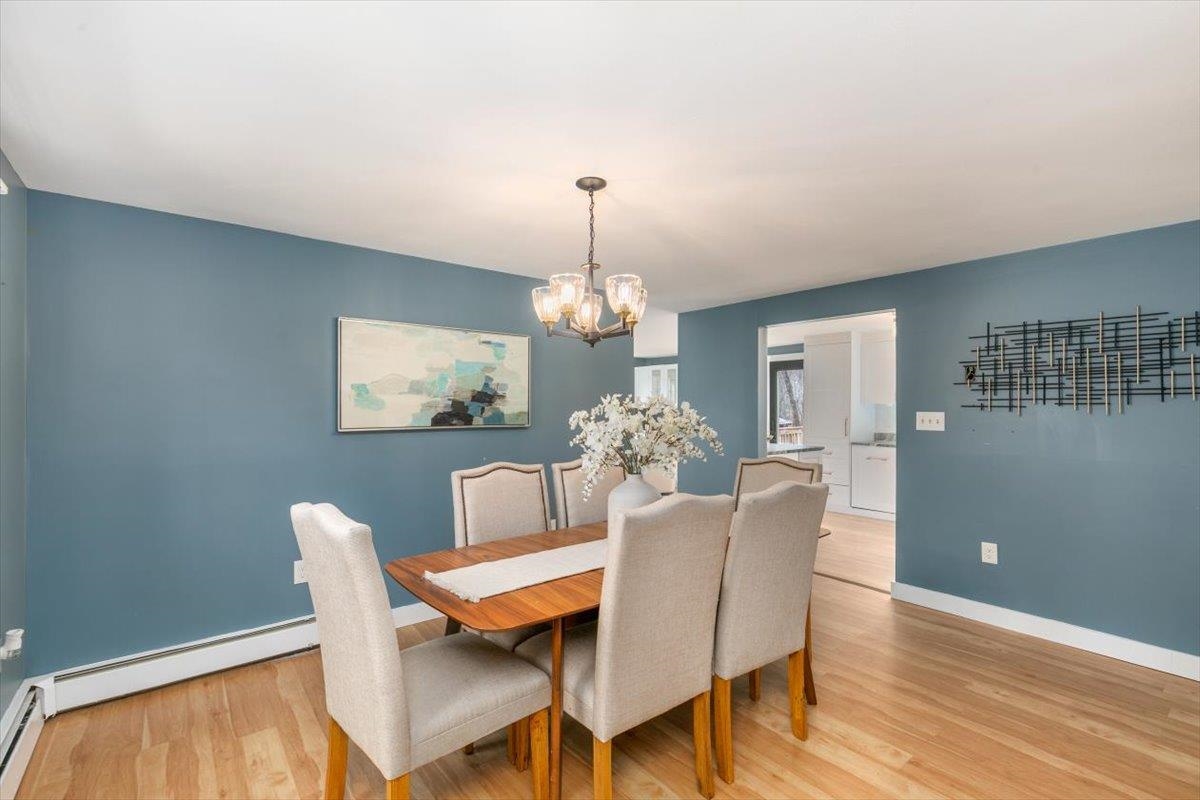 14 Schaefer Cir, Hudson, NH 03051