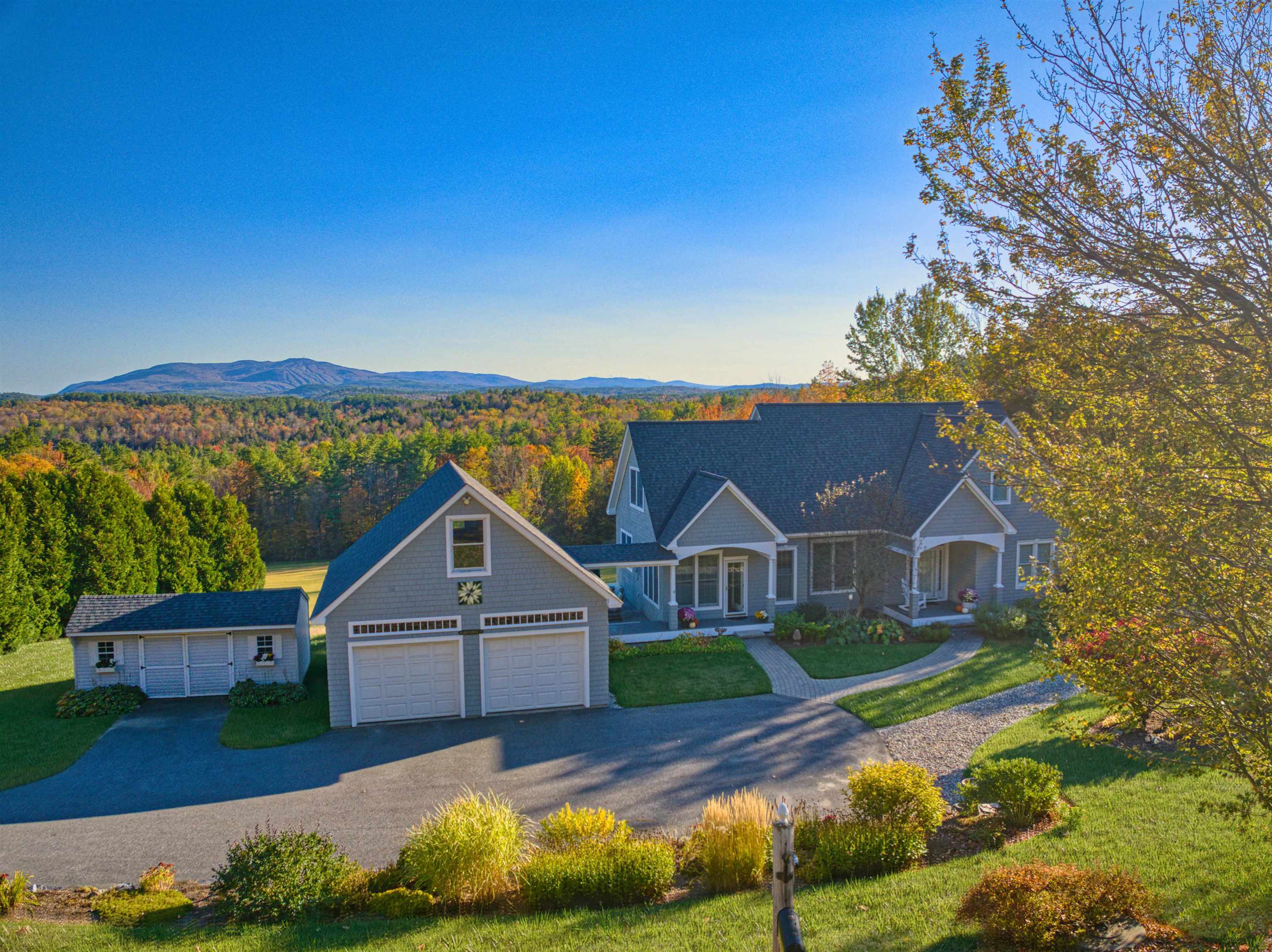 125 Trow Hill Rd, Sunapee, NH 03782