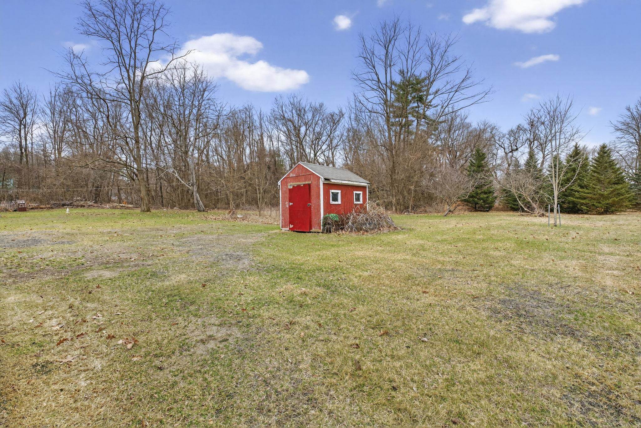 39 Rolfe St, Concord, NH 03303