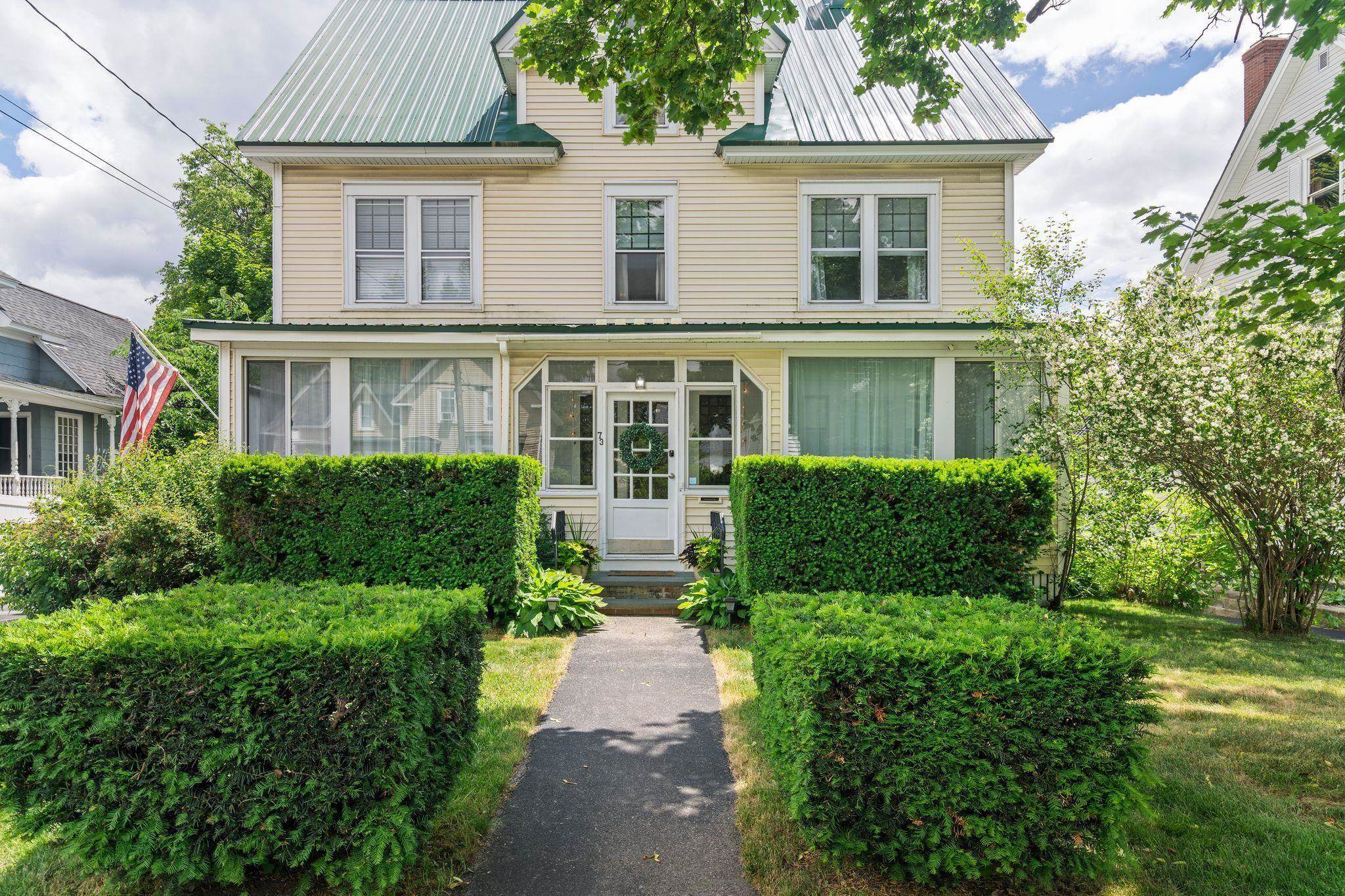 73 Gilford Avenue — photo 1