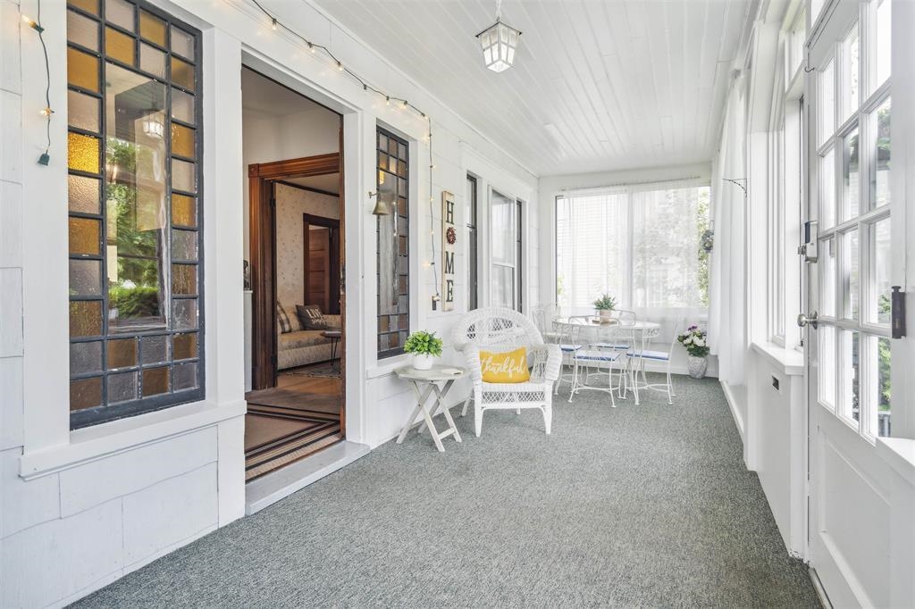 73 Gilford Avenue — photo 3