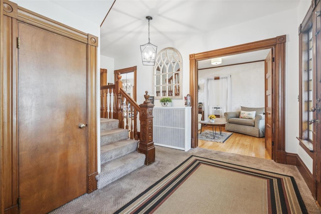 73 Gilford Ave, Laconia, NH 03246