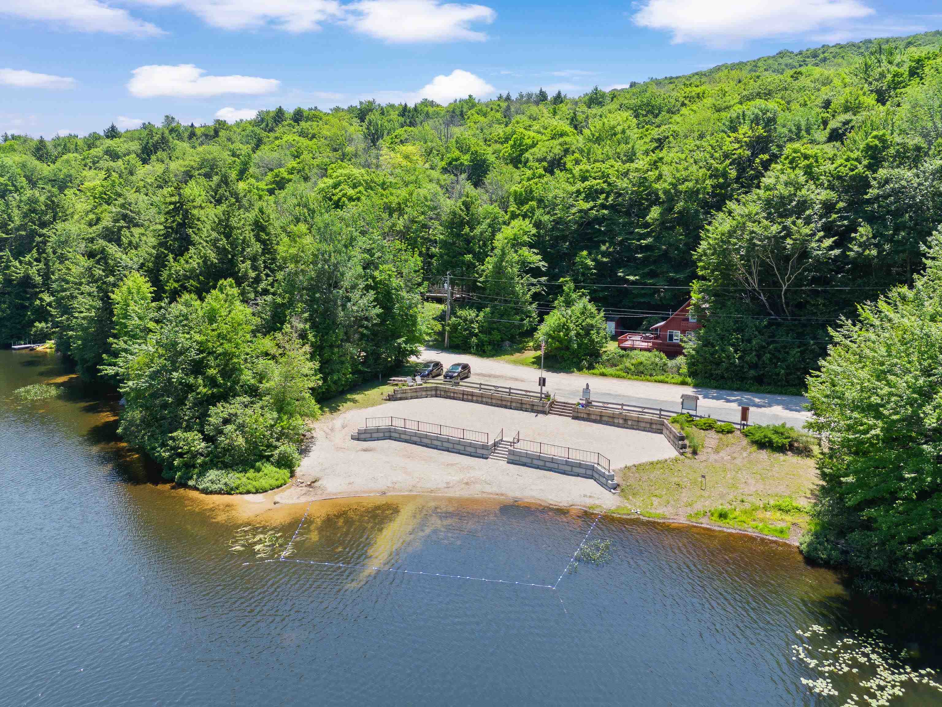 81 Gerald Dr, Newbury, NH 03255