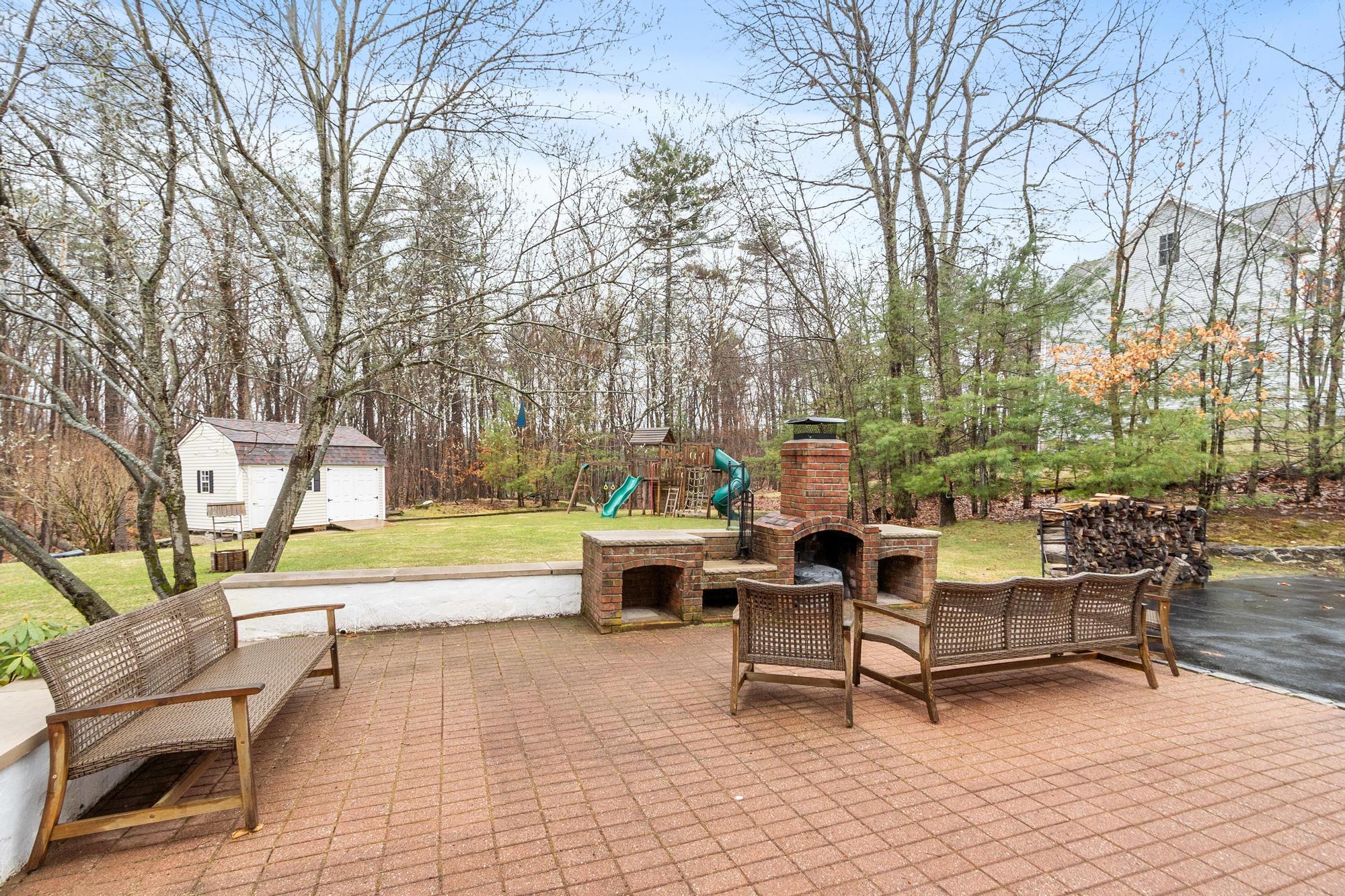 21 Edinburgh Rd, Windham, NH 03087