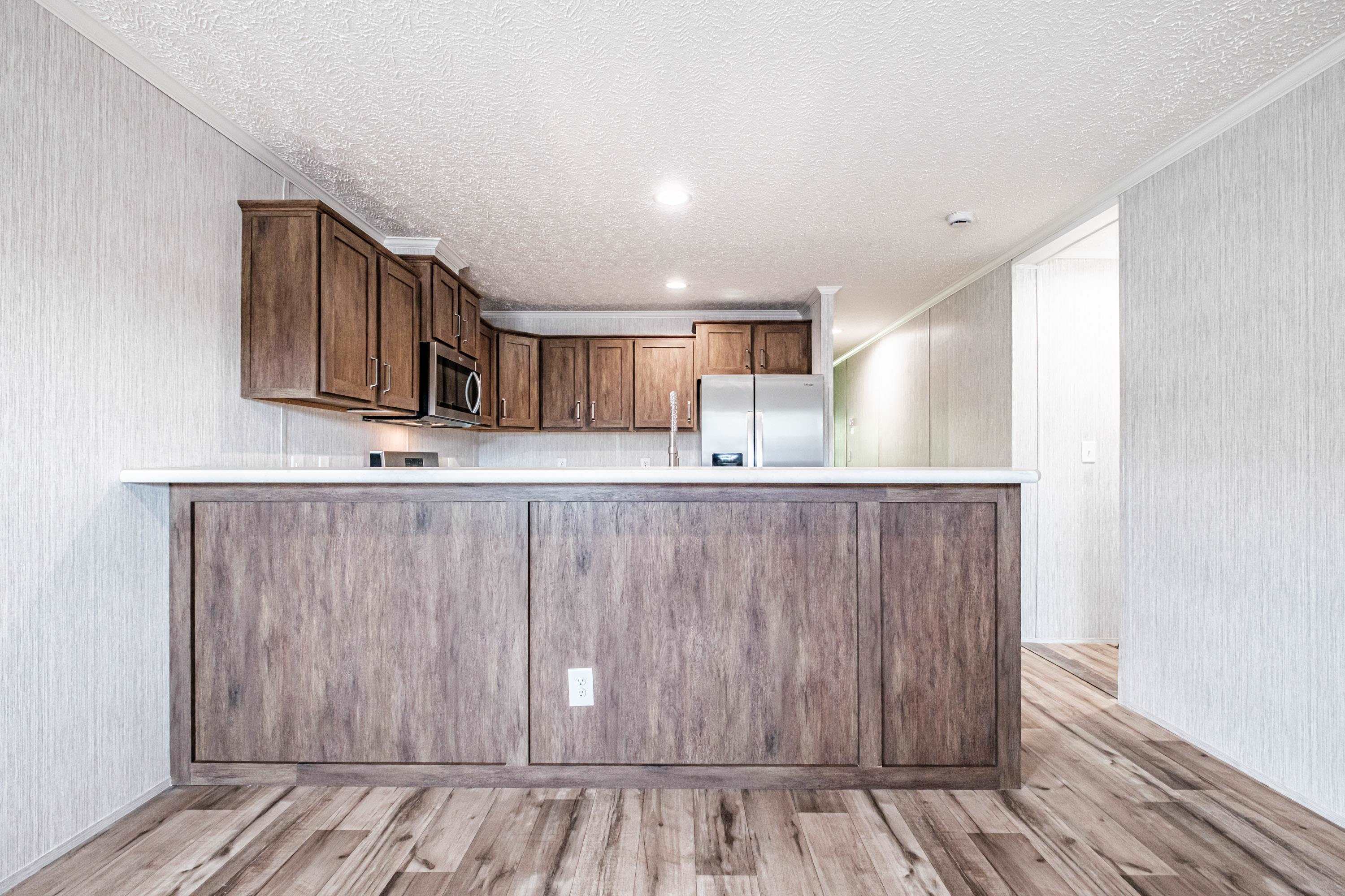 75 Diamondback Dr, Rochester, NH 03868