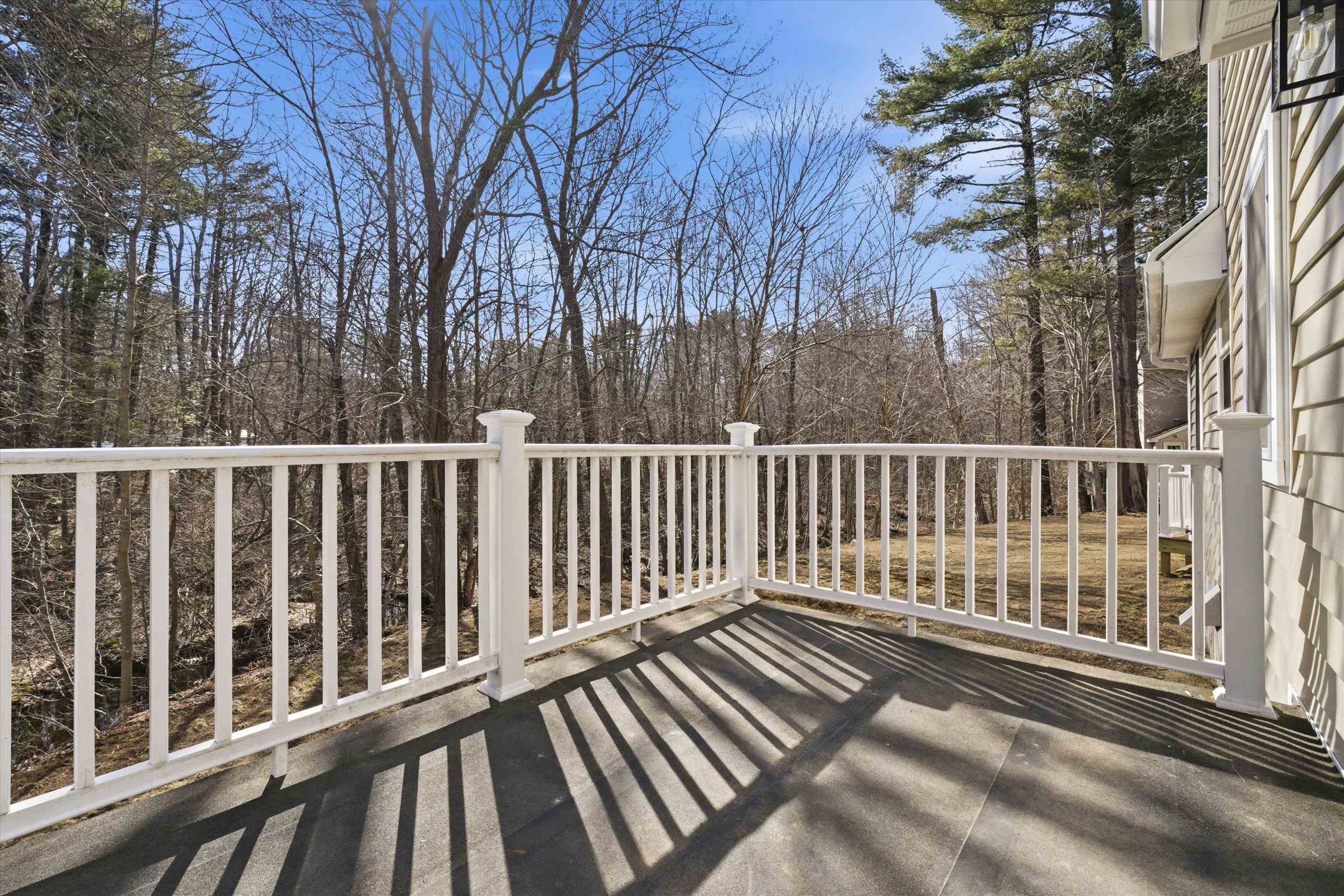 14 Ayer Cir, Seabrook, NH 03874