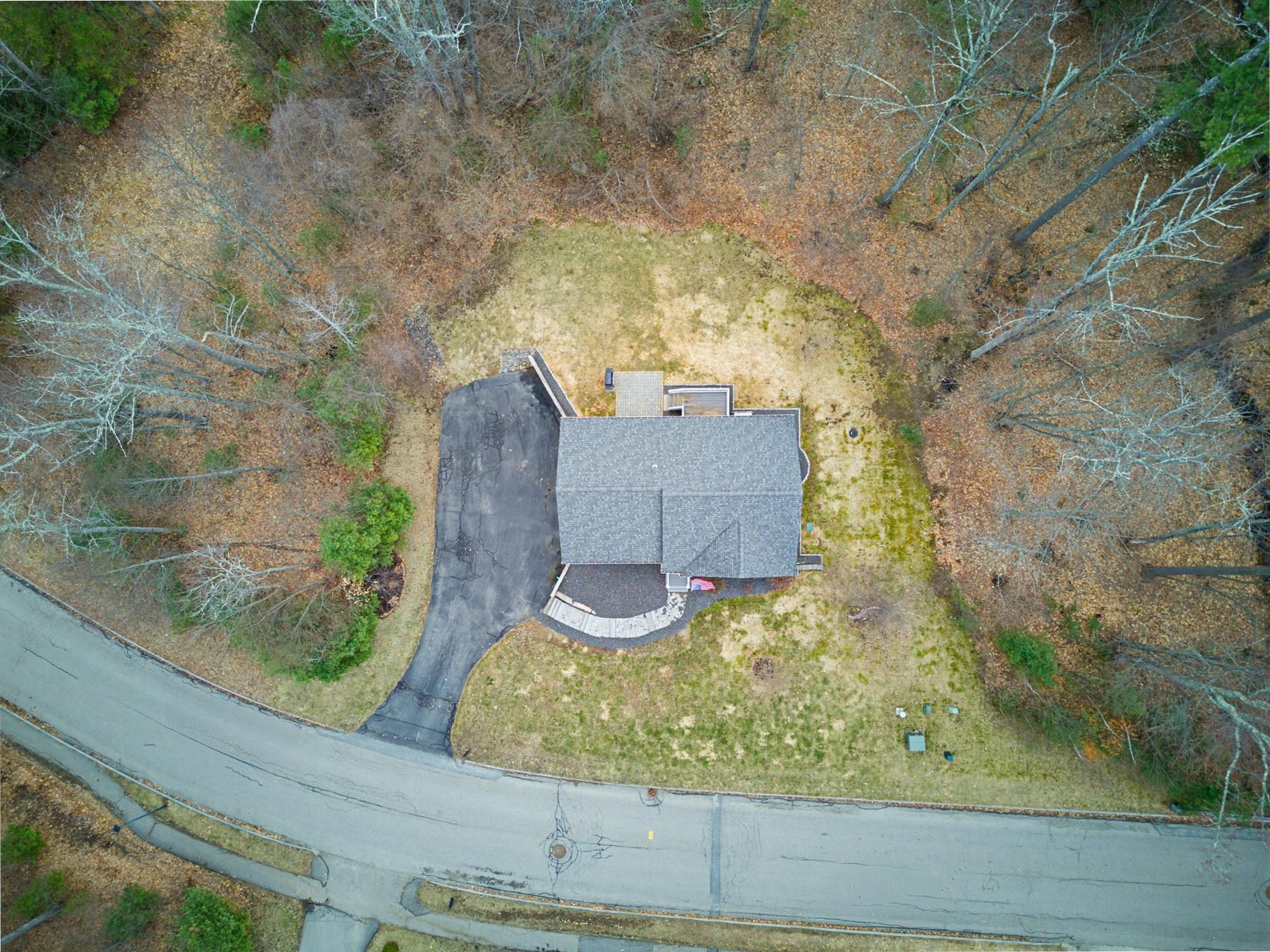 12 Ebony Dr, Rochester, NH 03867