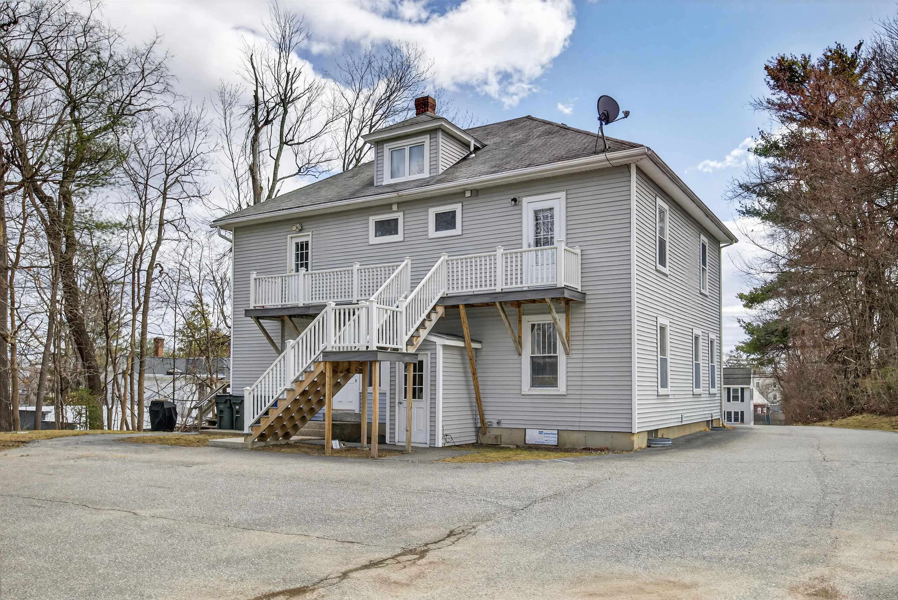 231 Milford St, Manchester, NH 03102