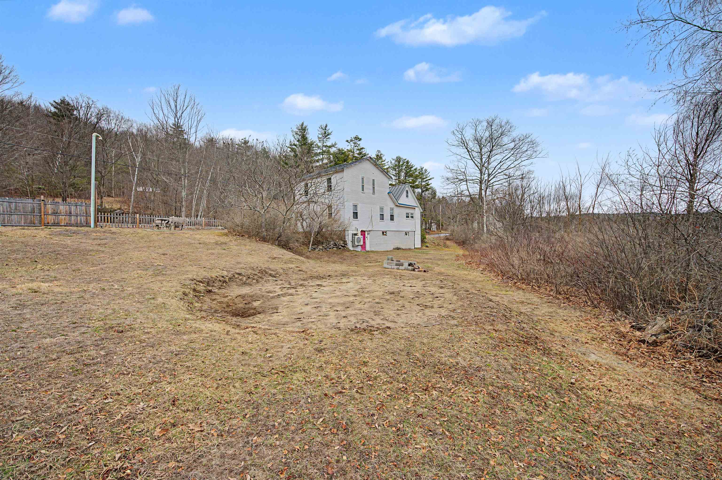 88 Cash St, Croydon, NH 03773