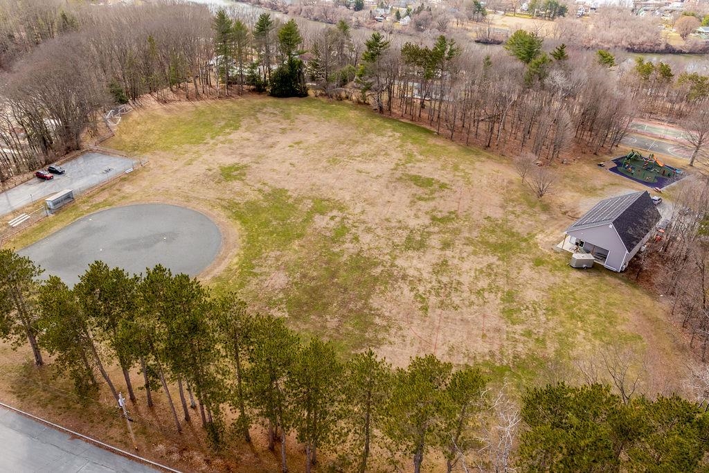 11 Crawford Ave, Lebanon, NH 03784