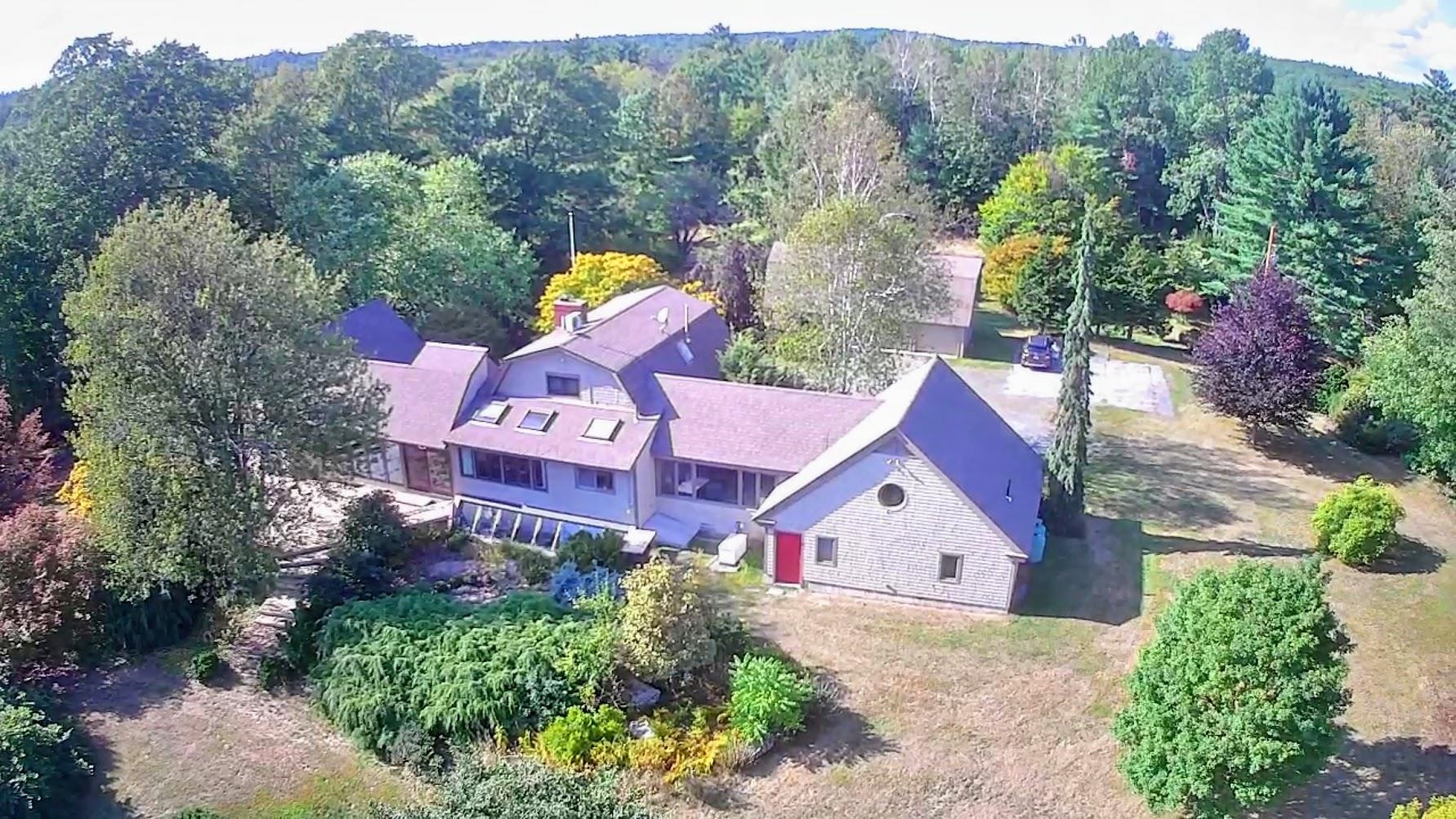 12 S Bow Rd, Bow, NH 03304