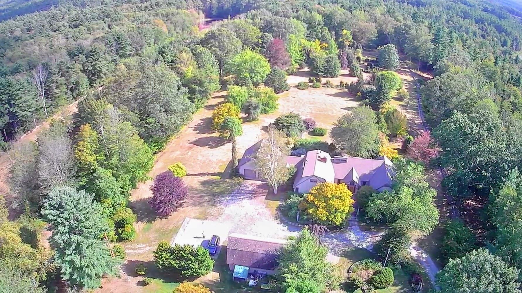 12 S Bow Rd, Bow, NH 03304