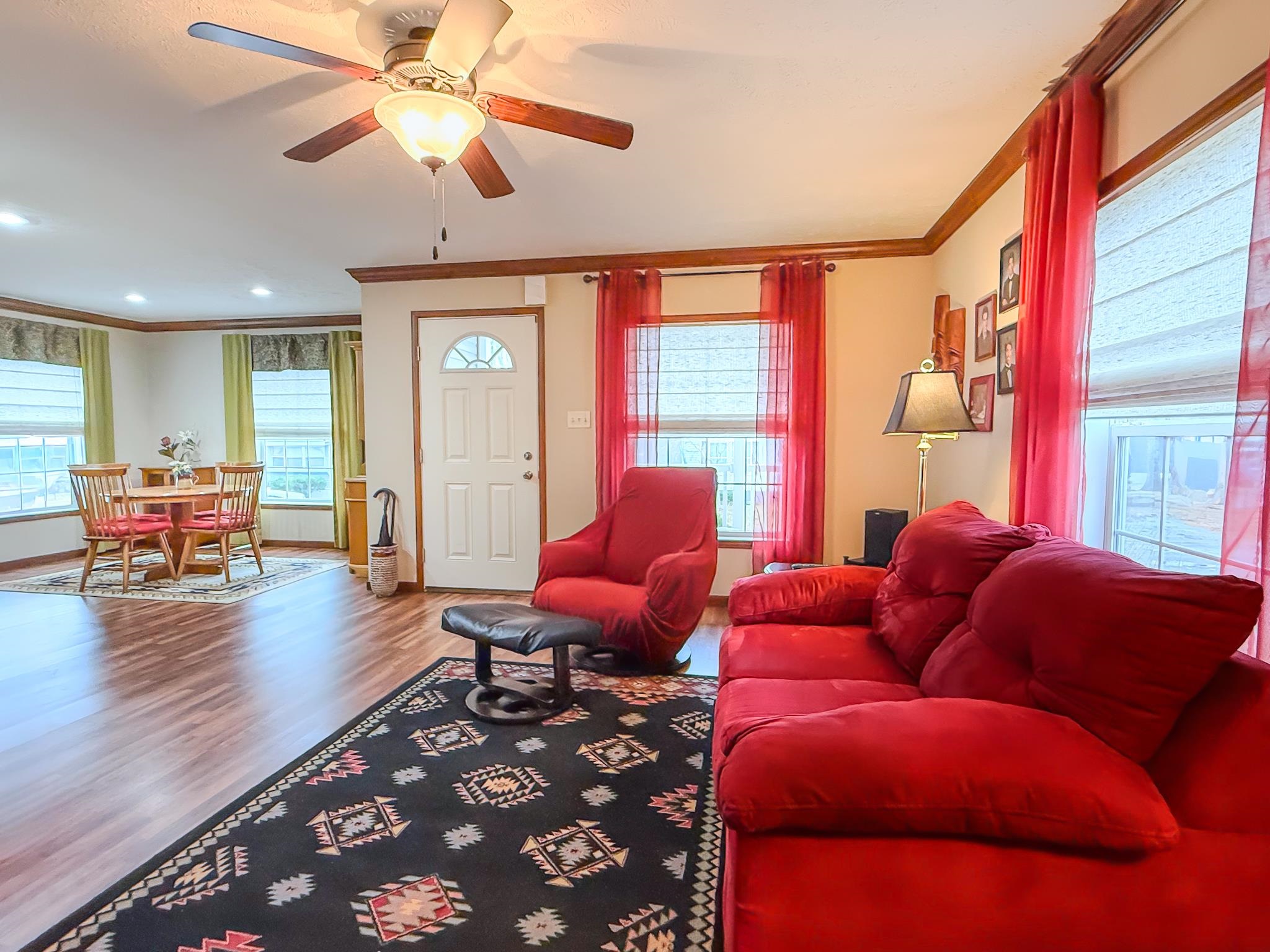 310 Friar Tuck Dr, Exeter, NH 03833