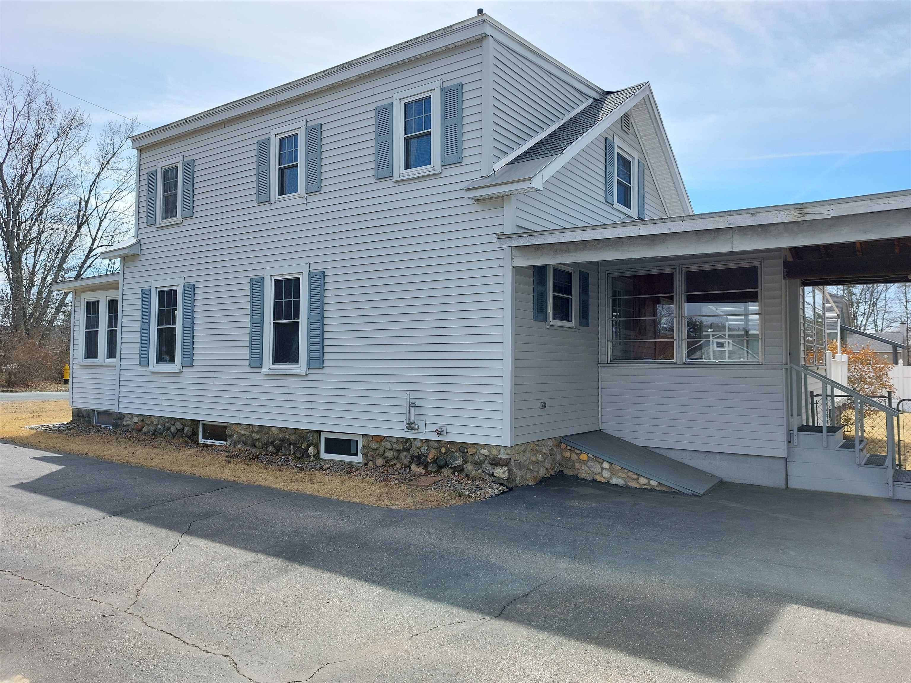 24 Park St, Swanzey, NH 03431