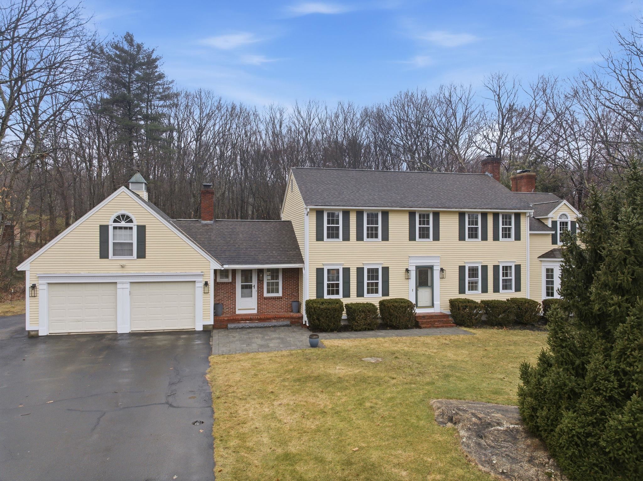 197 Liberty Hill Rd, Bedford, NH 03110-5628