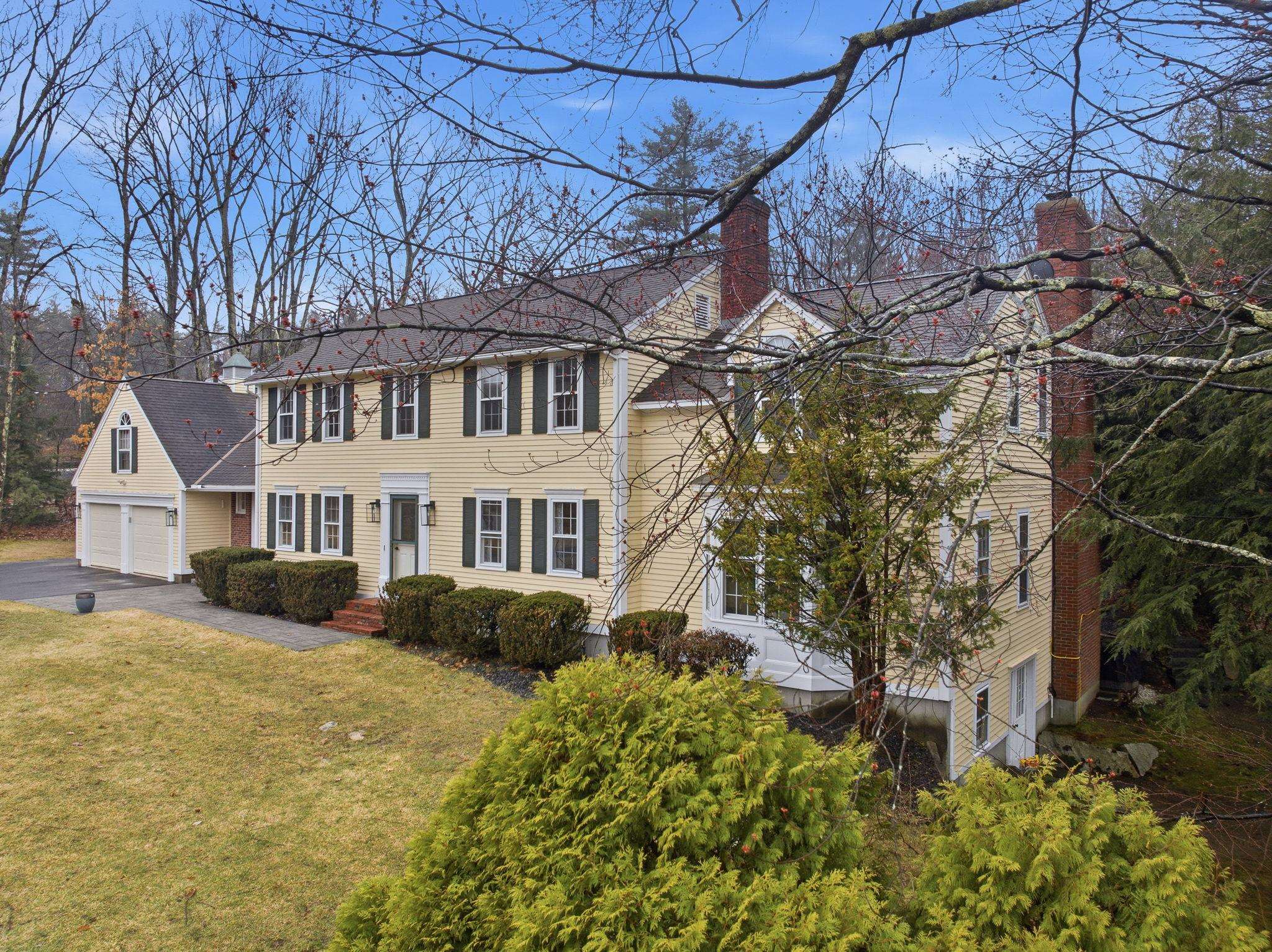 197 Liberty Hill Rd, Bedford, NH 03110-5628