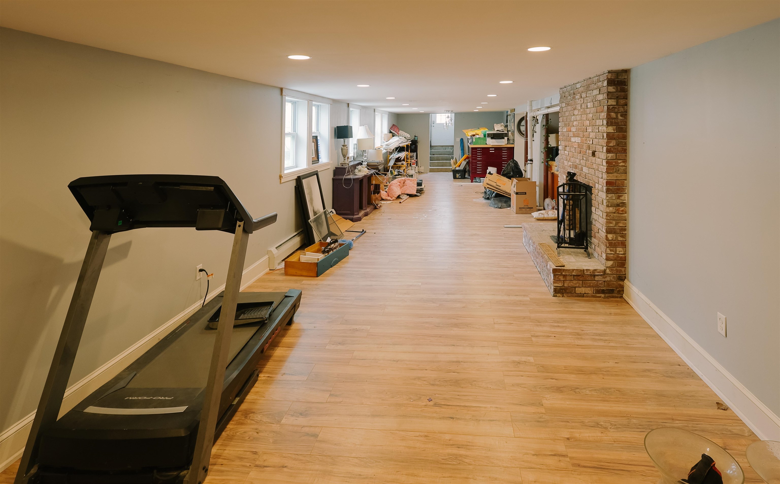 1 Bona Vista Dr, Bow, NH 03304