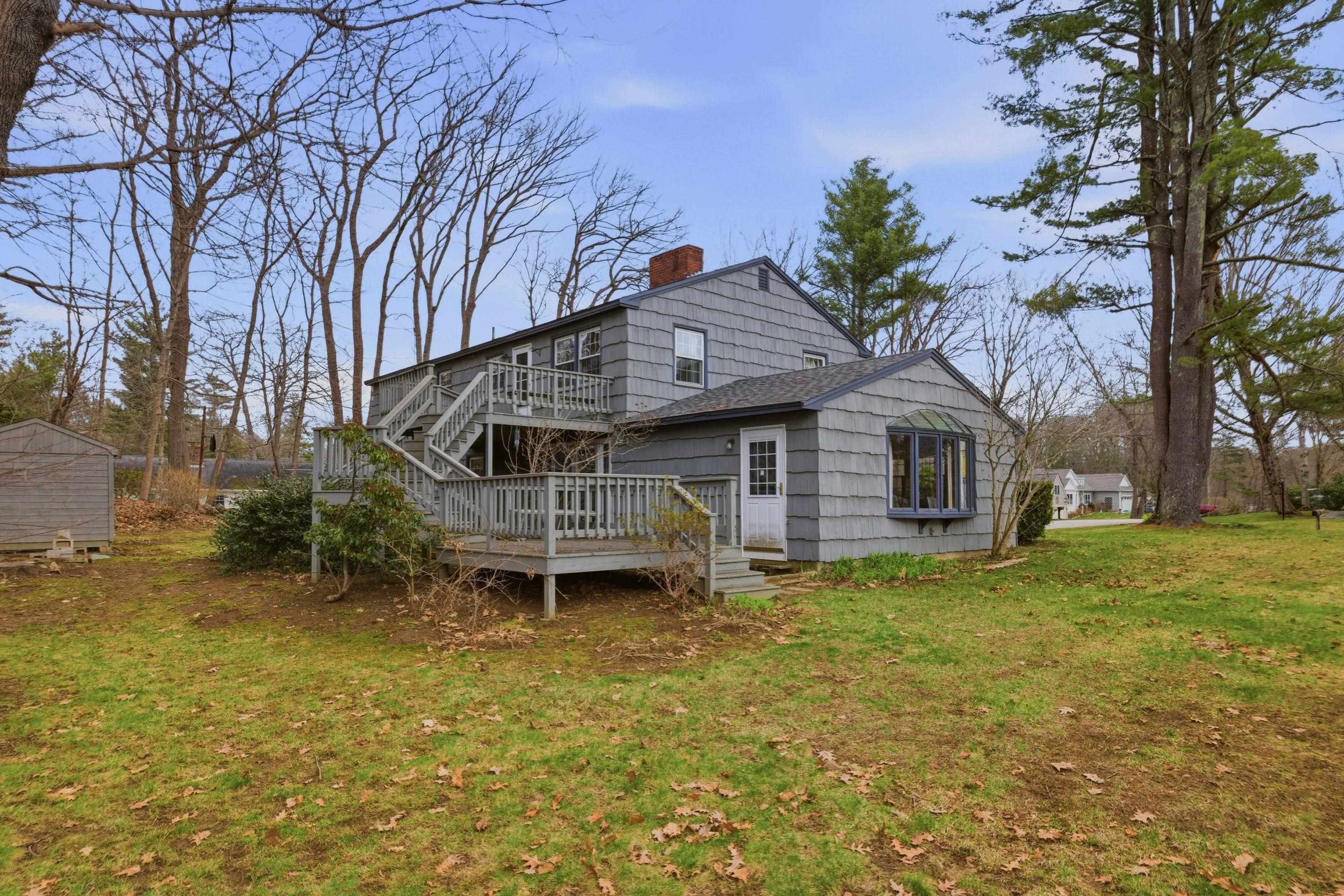 6 Alden Ave, North Hampton, NH 03862