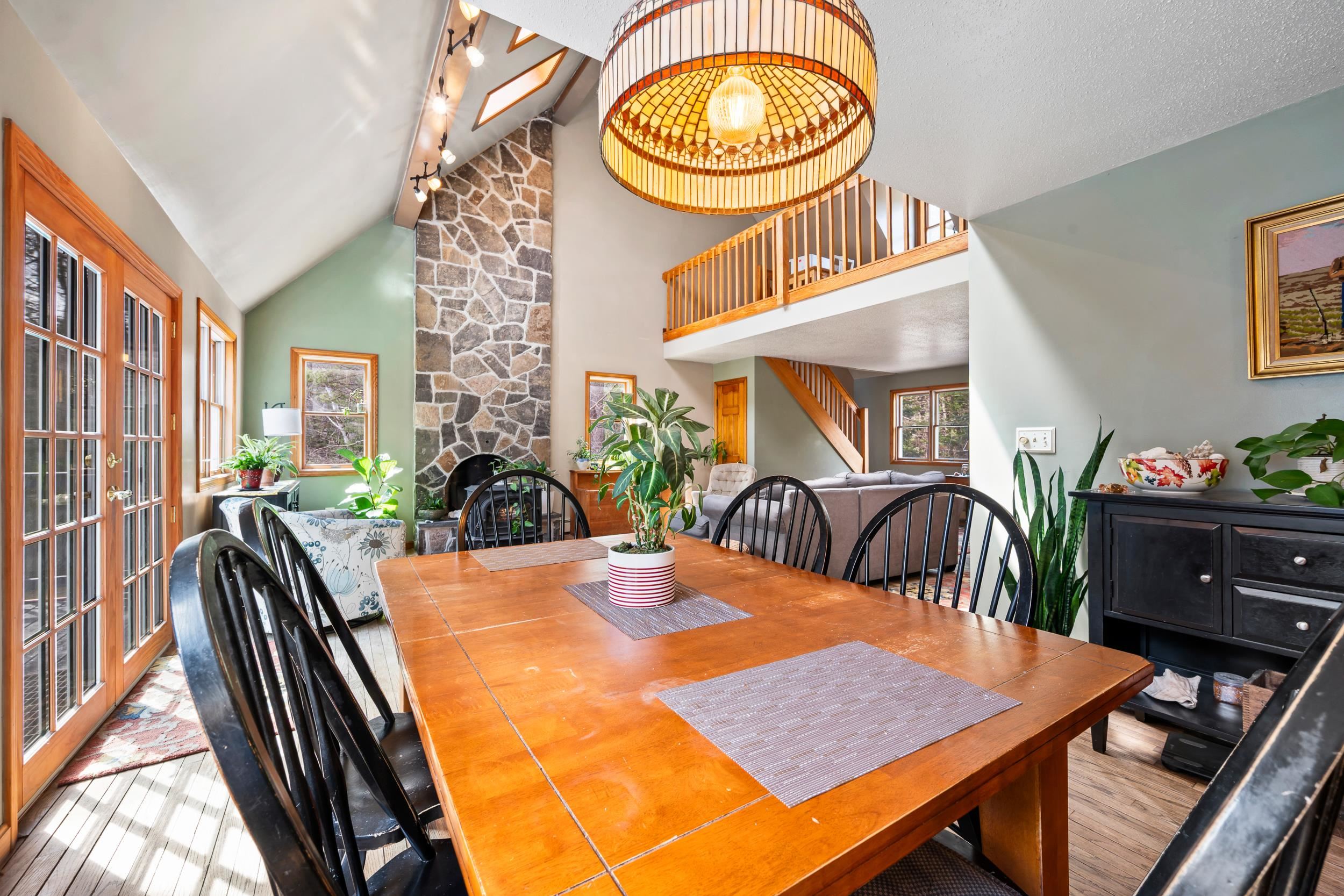 251 Hadley Rd, Sugar Hill, NH 03586